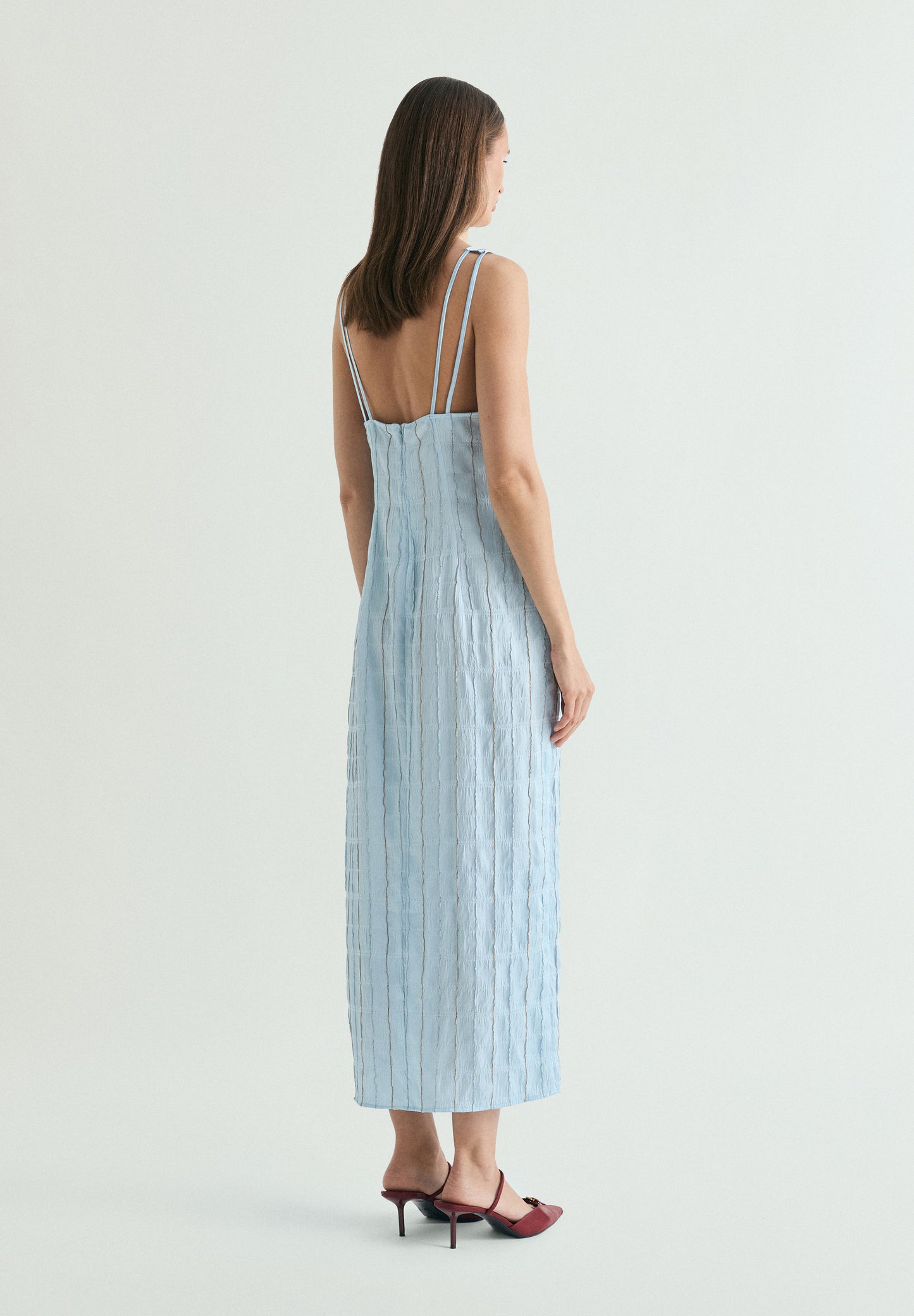 VESTIDO MIDI TEXTURA