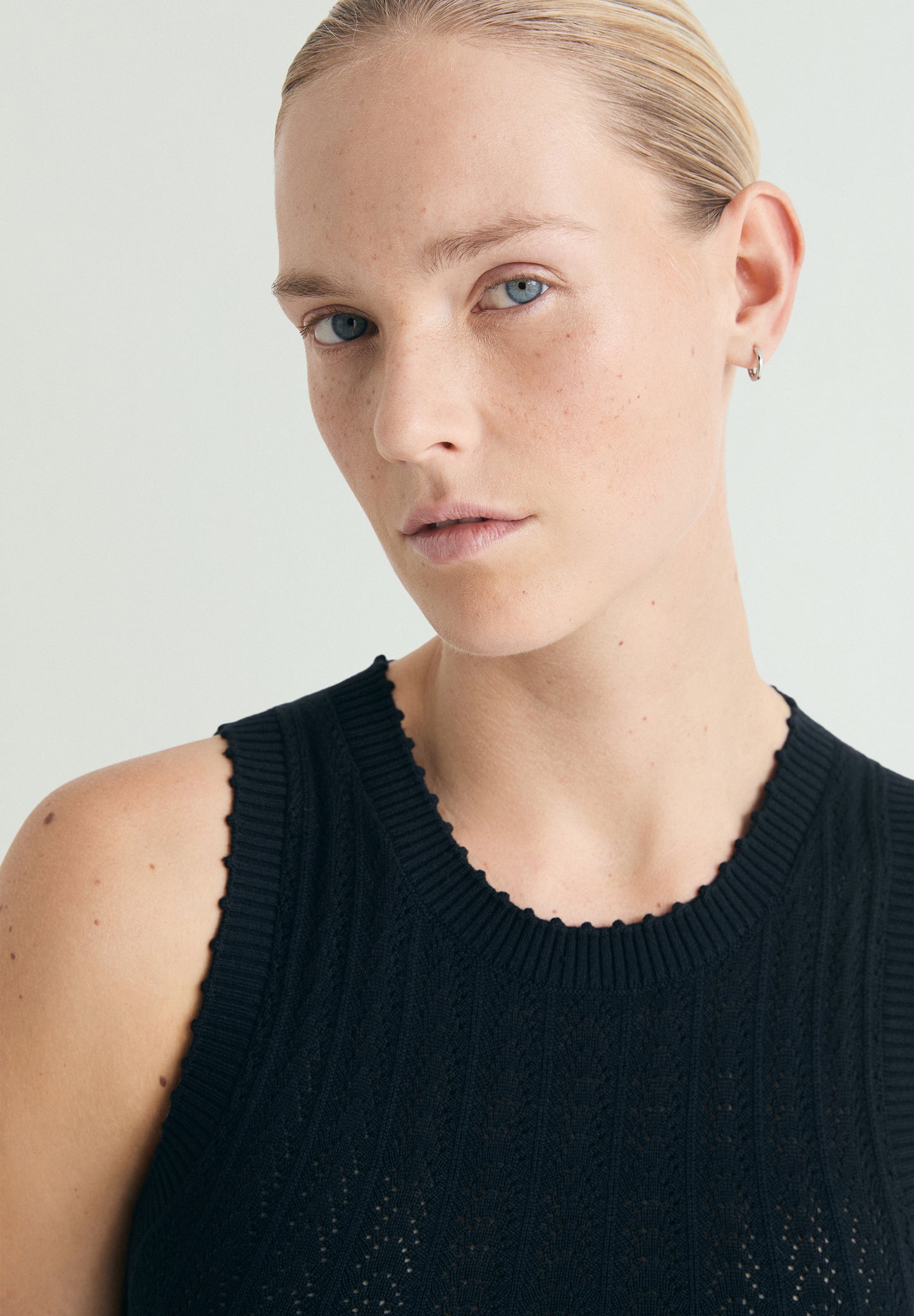 VESTIDO PUNTO CALADO