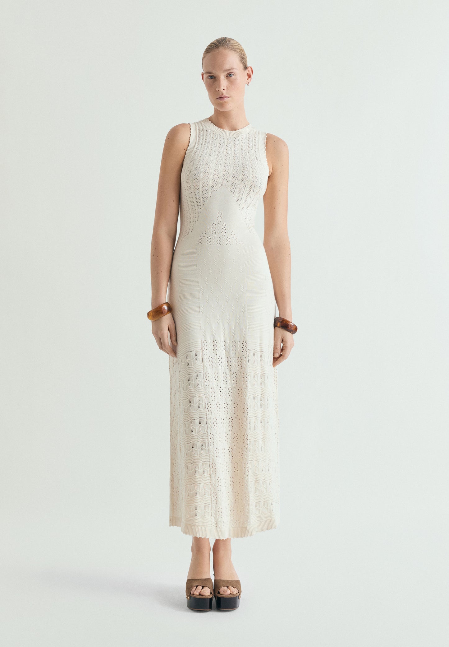 VESTIDO PUNTO CALADO