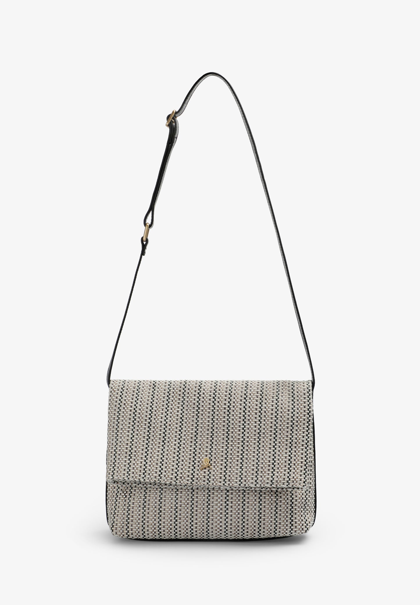 BOLSO CLUTCH TRENZADO