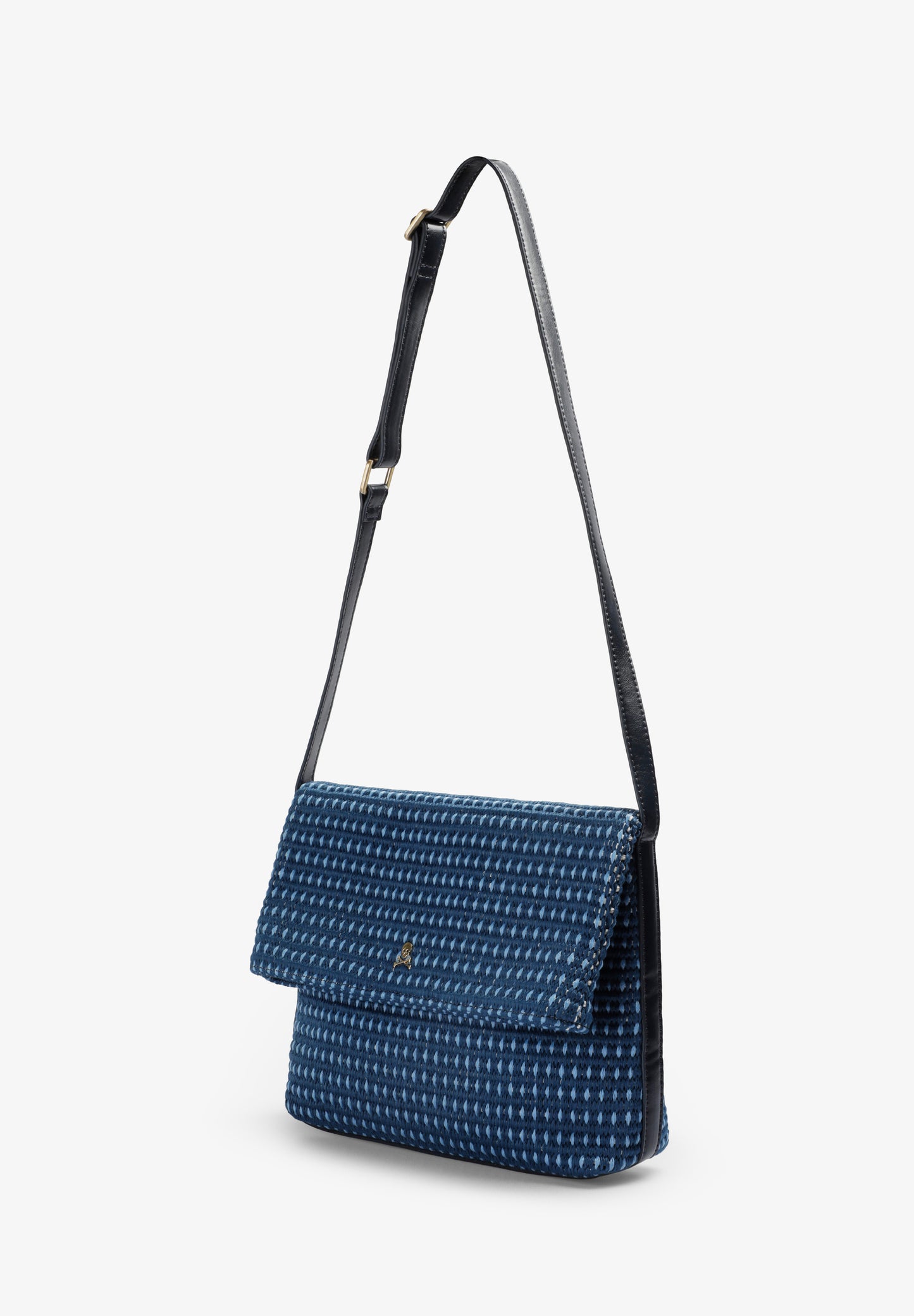 BOLSO CLUTCH TRENZADO