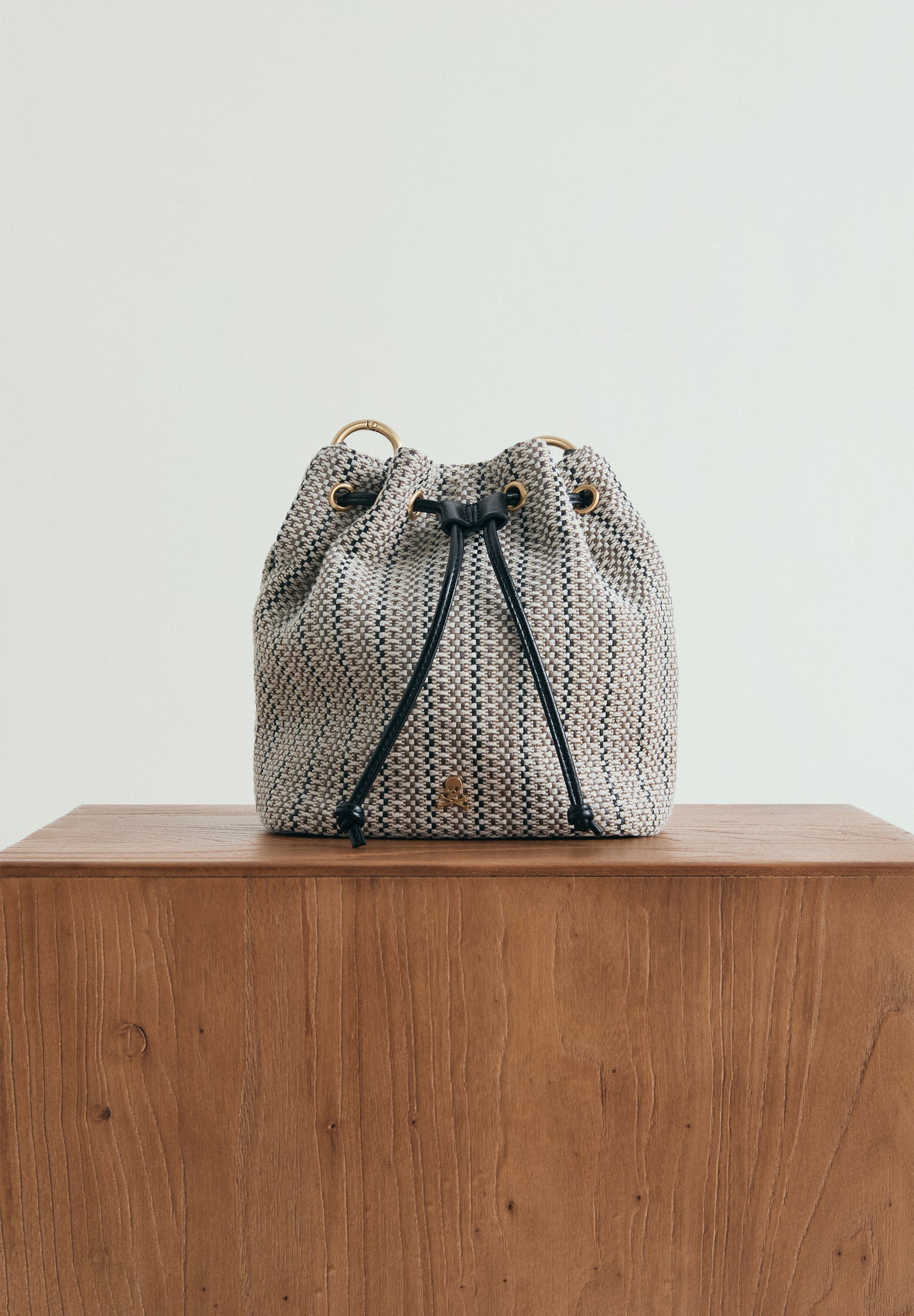 BOLSO SACO TRENZADO