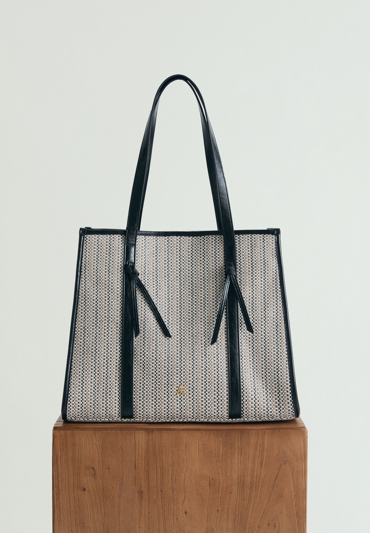 BOLSO SHOPPER TRENZADO