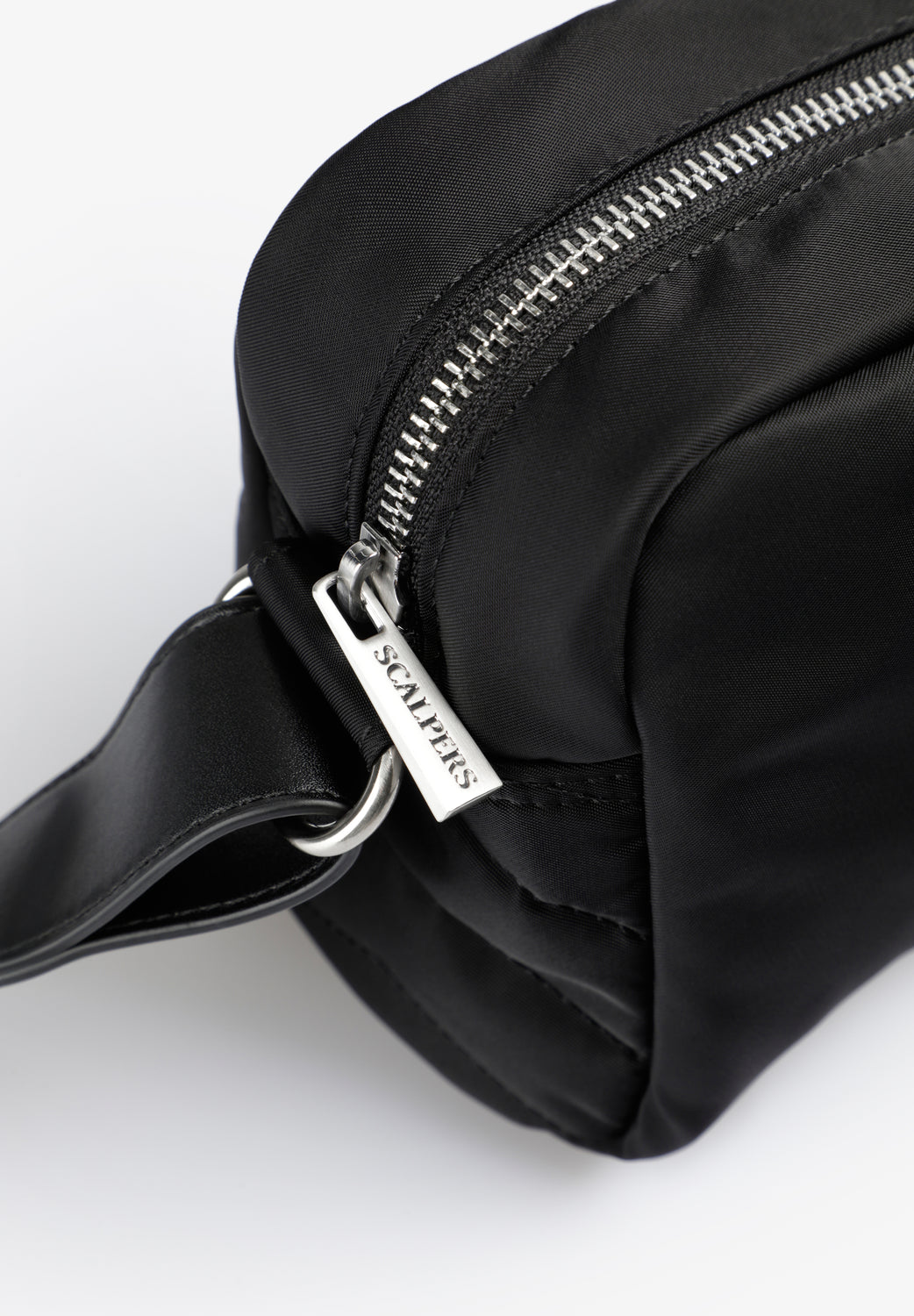 BOLSO BANDOLERA ACOLCHADO - Scalpers