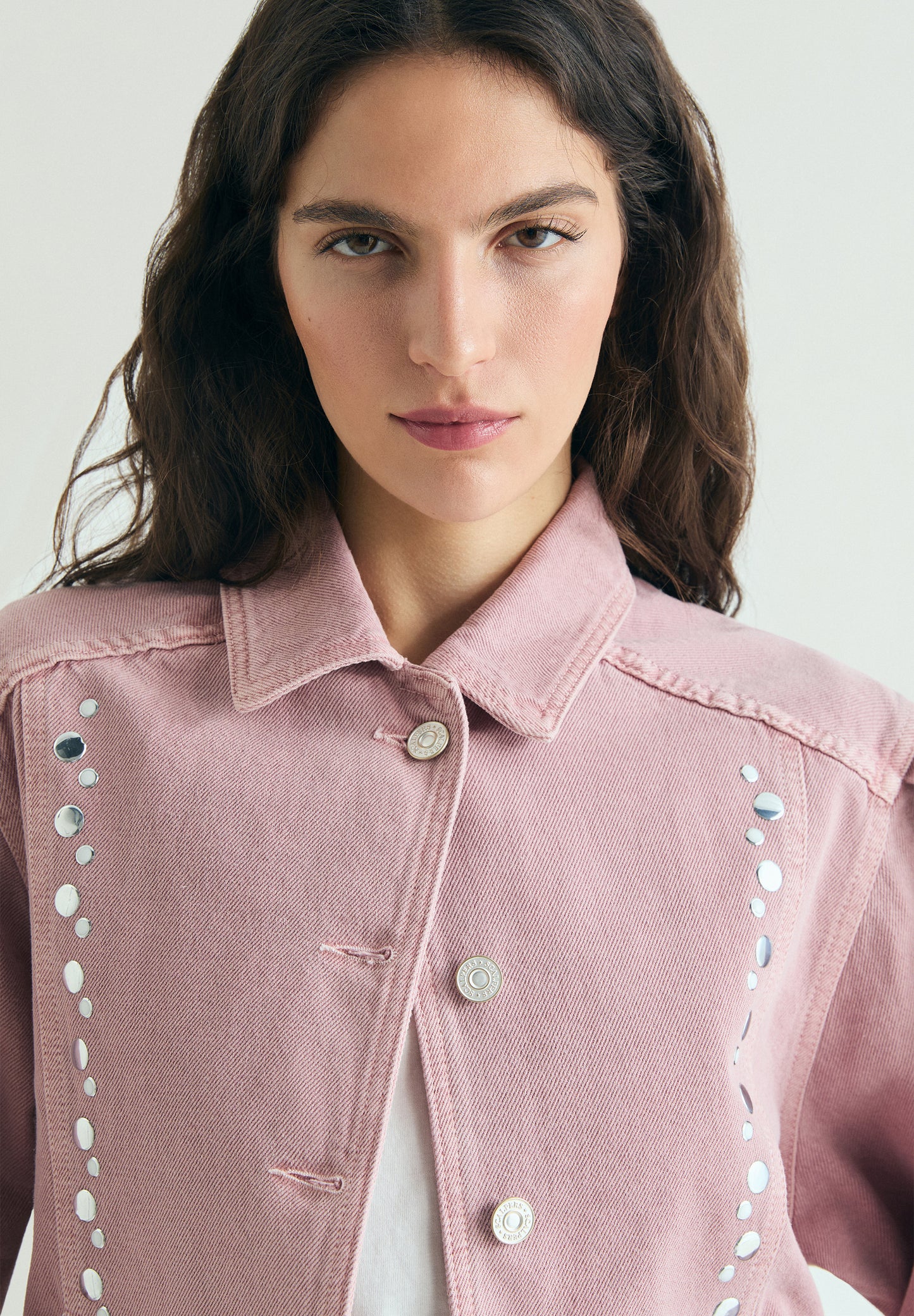 CHAQUETA DENIM STUDS