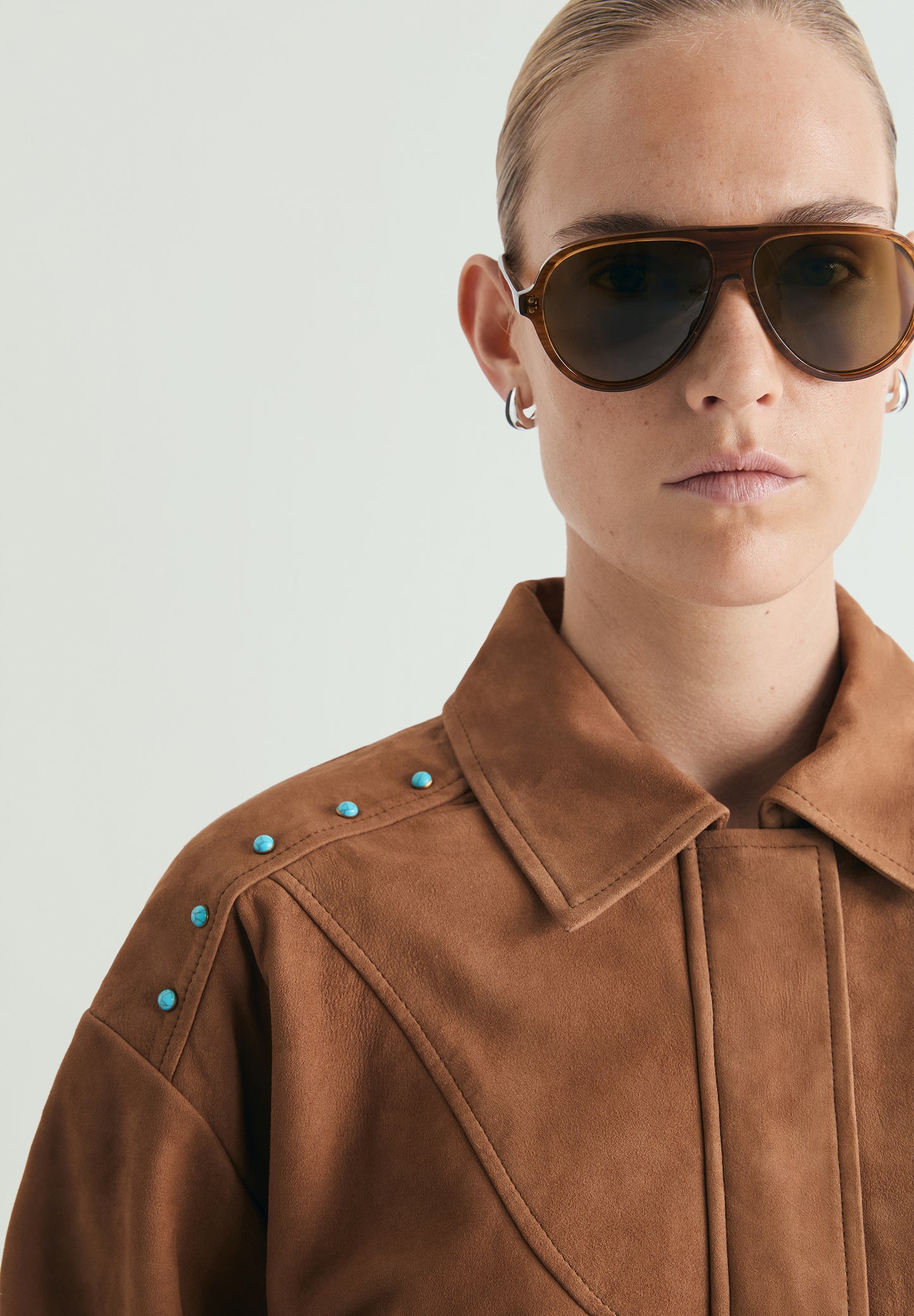 CHAQUETA BOMBER ANTE STUDS