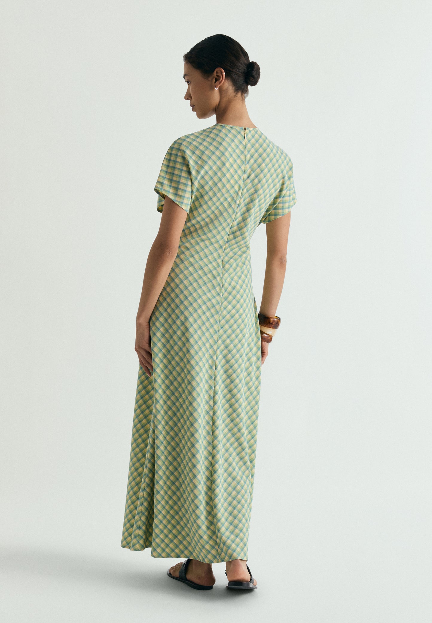 VESTIDO MIDI ESTAMPADO CUADROS