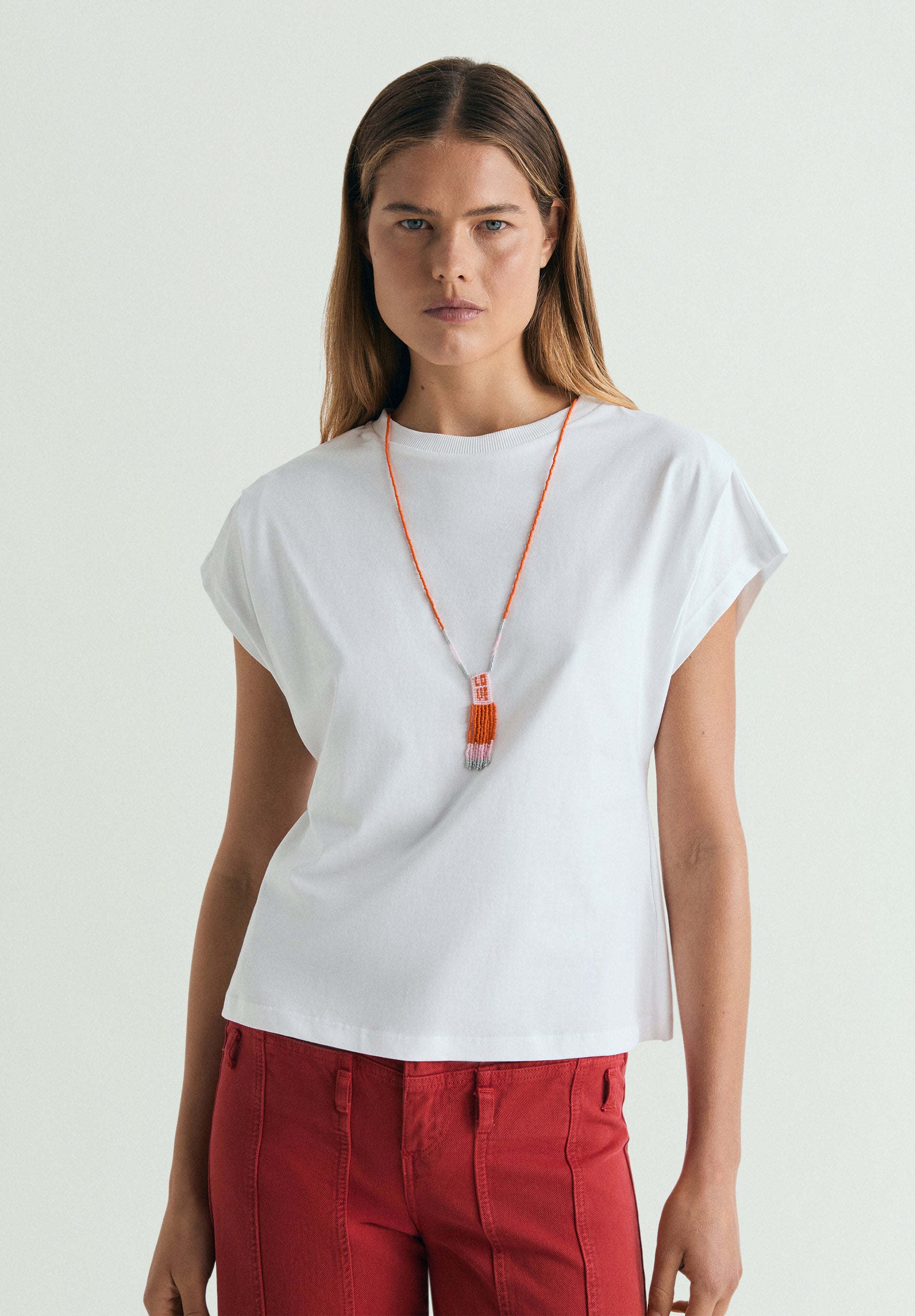 CAMISETA MANGA CORTA COLGANTE
