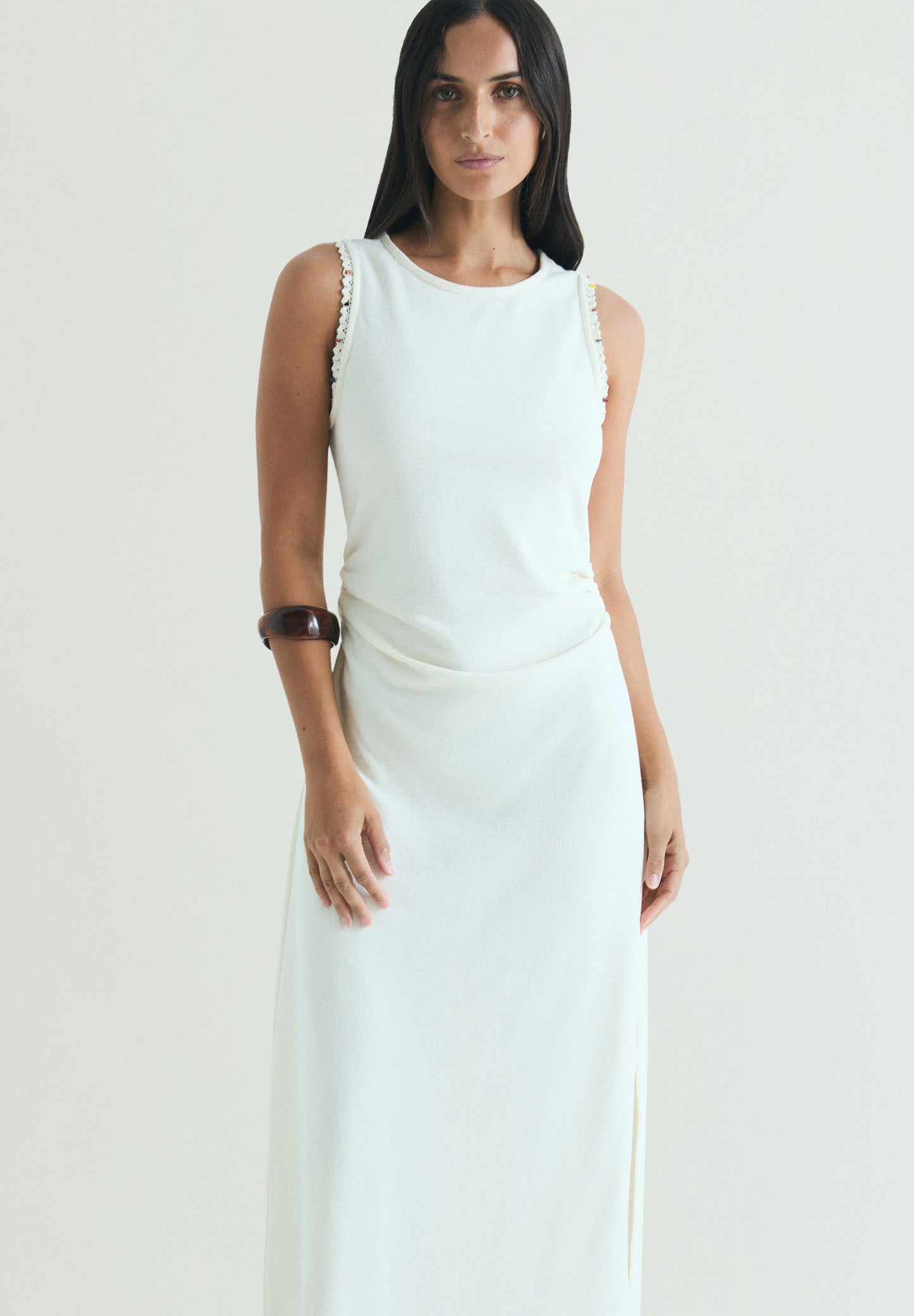 VESTIDO MIDI CON COLLAR