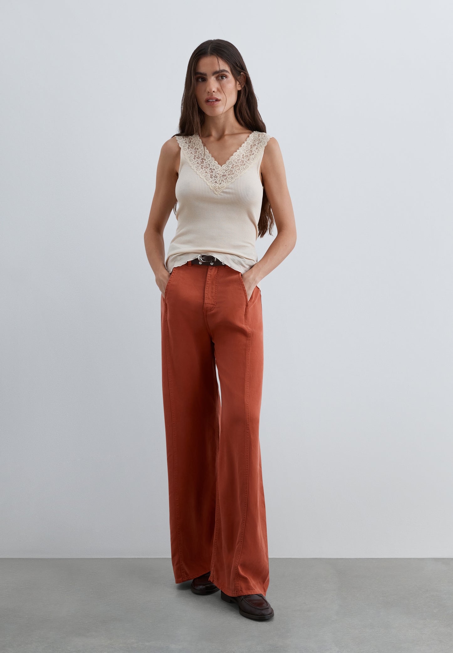 PANTALÓN FLUIDO DE LYOCELL