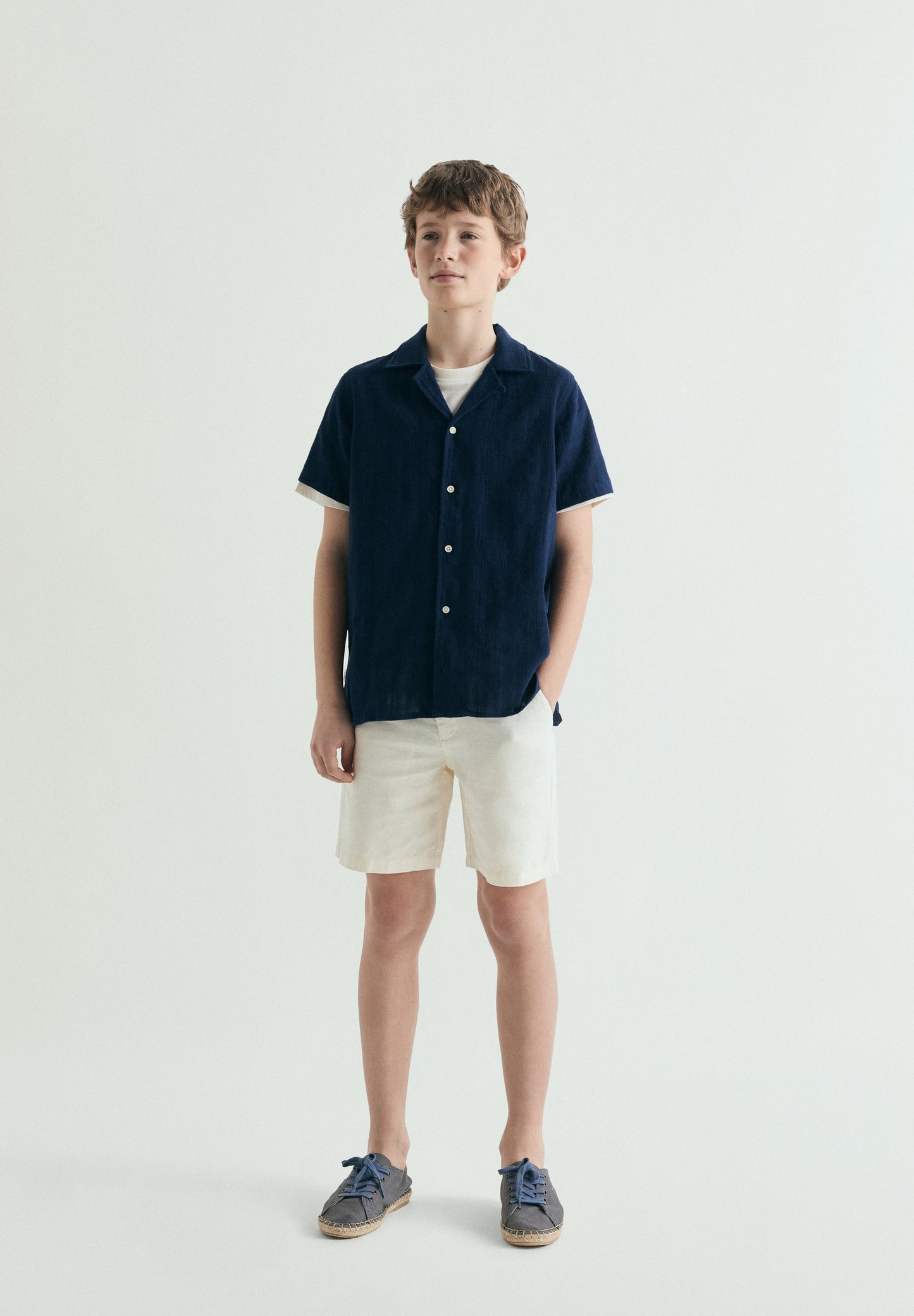 BERMUDAS LINO REGULAR FIT