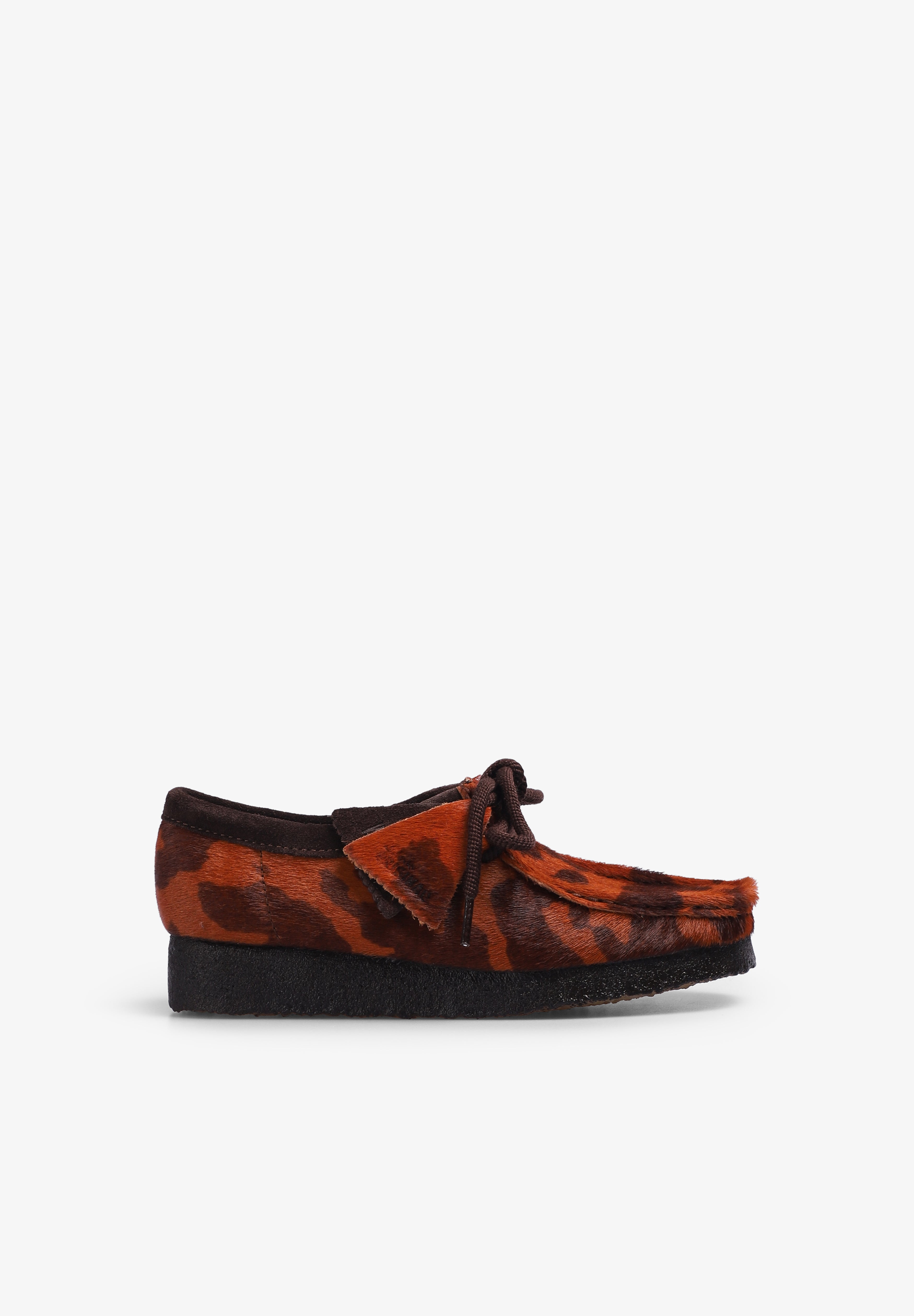 CLARKS | ZAPATOS WALLABEE COW PRINT