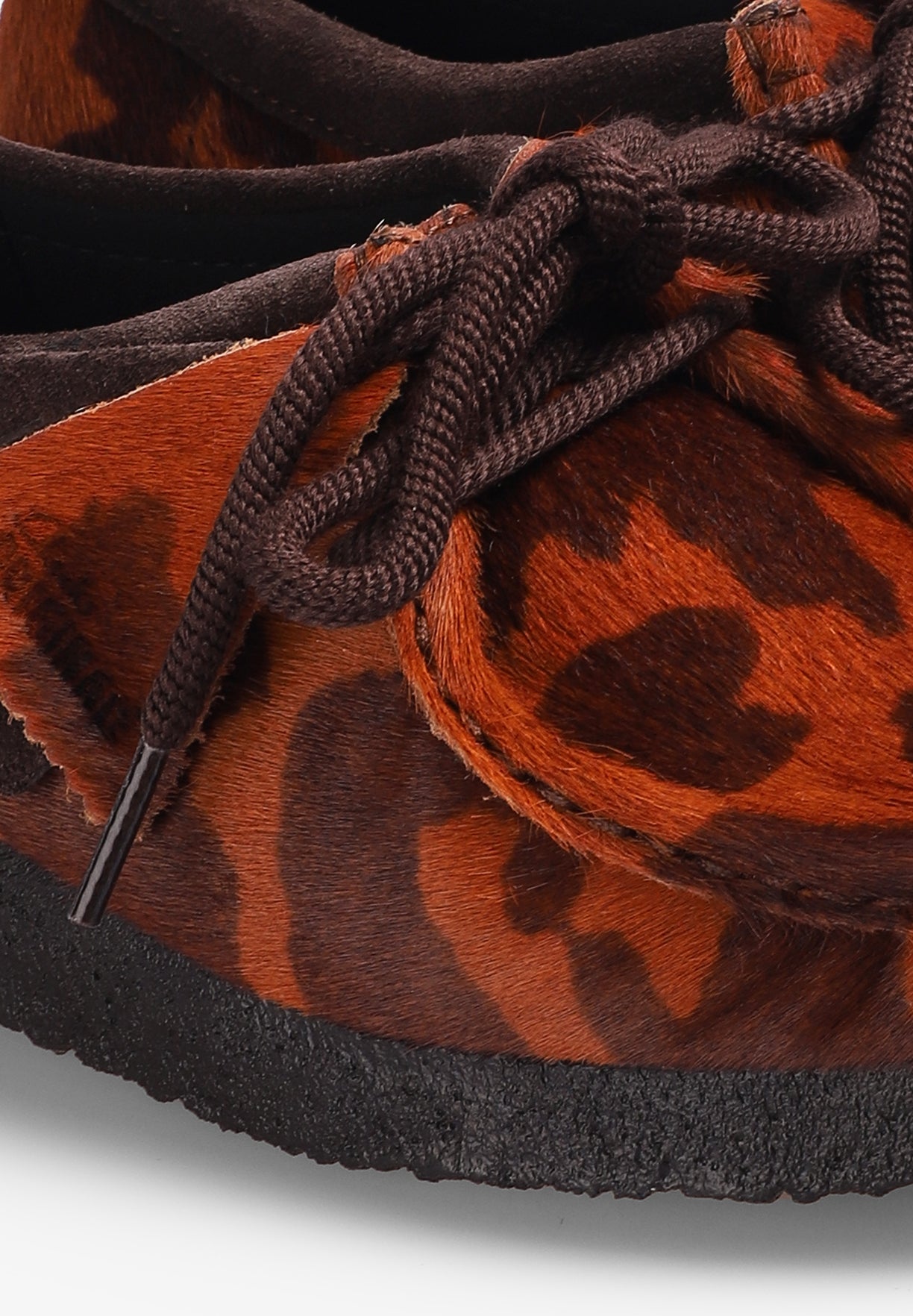 CLARKS | ZAPATOS WALLABEE COW PRINT