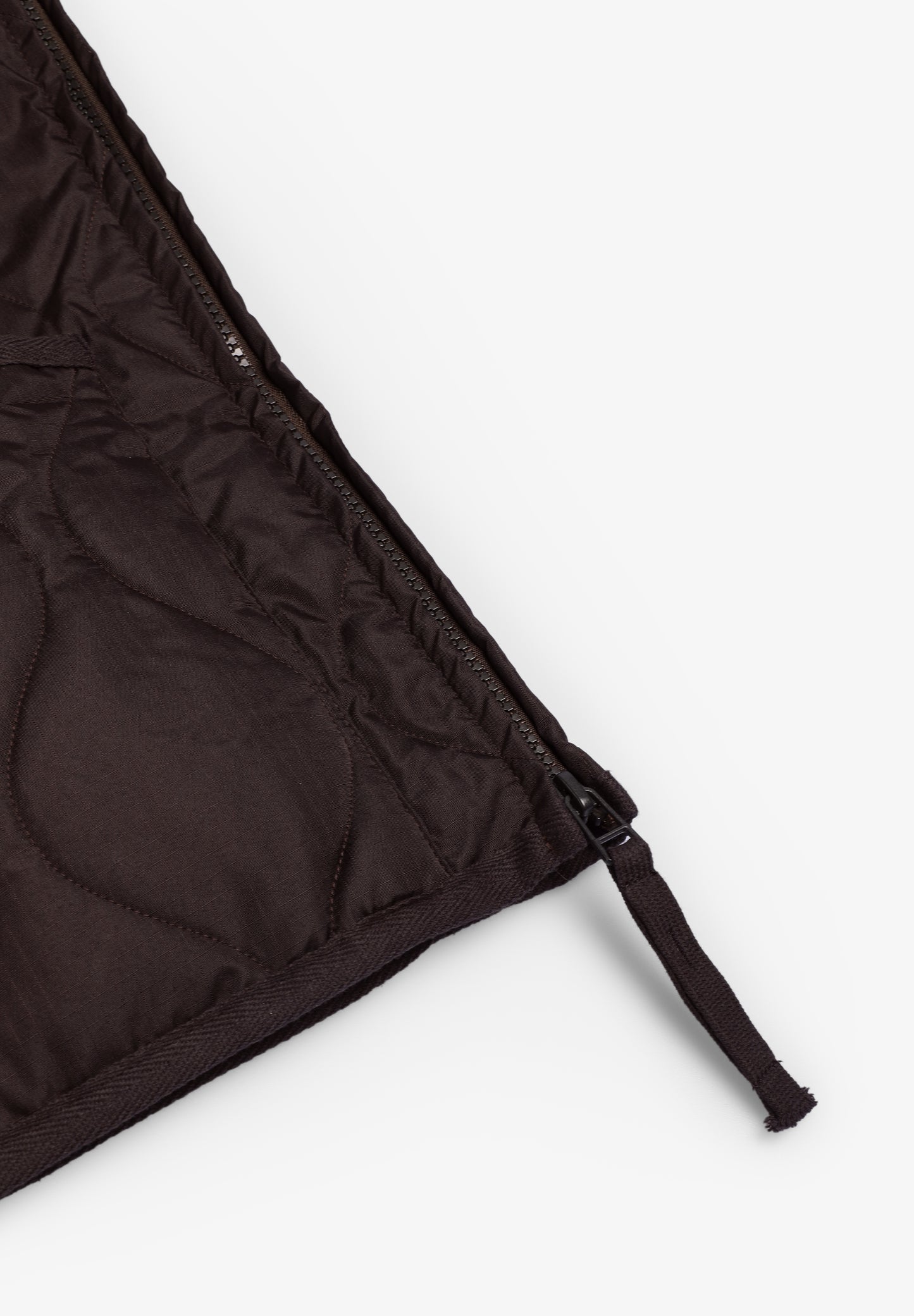 TAION | CHALECO MILITAR CUELLO V Y CREMALLERA UNISEX