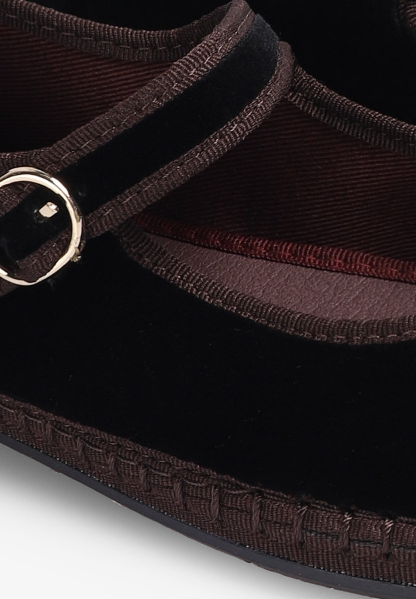 FLABELUS | SLIPPERS SETHE - Scalpers