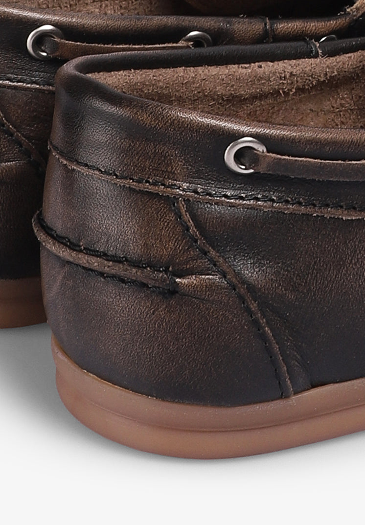 ALOHAS | MOCASINES DE CUERO CEPILLADO ROWAN