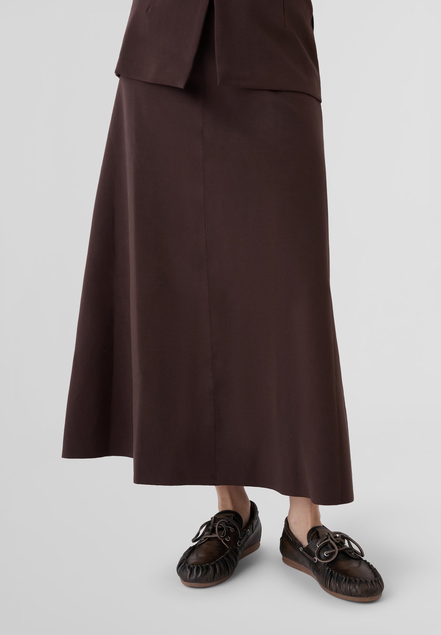 .BLACKTOGREY | FALDA AEGUAN