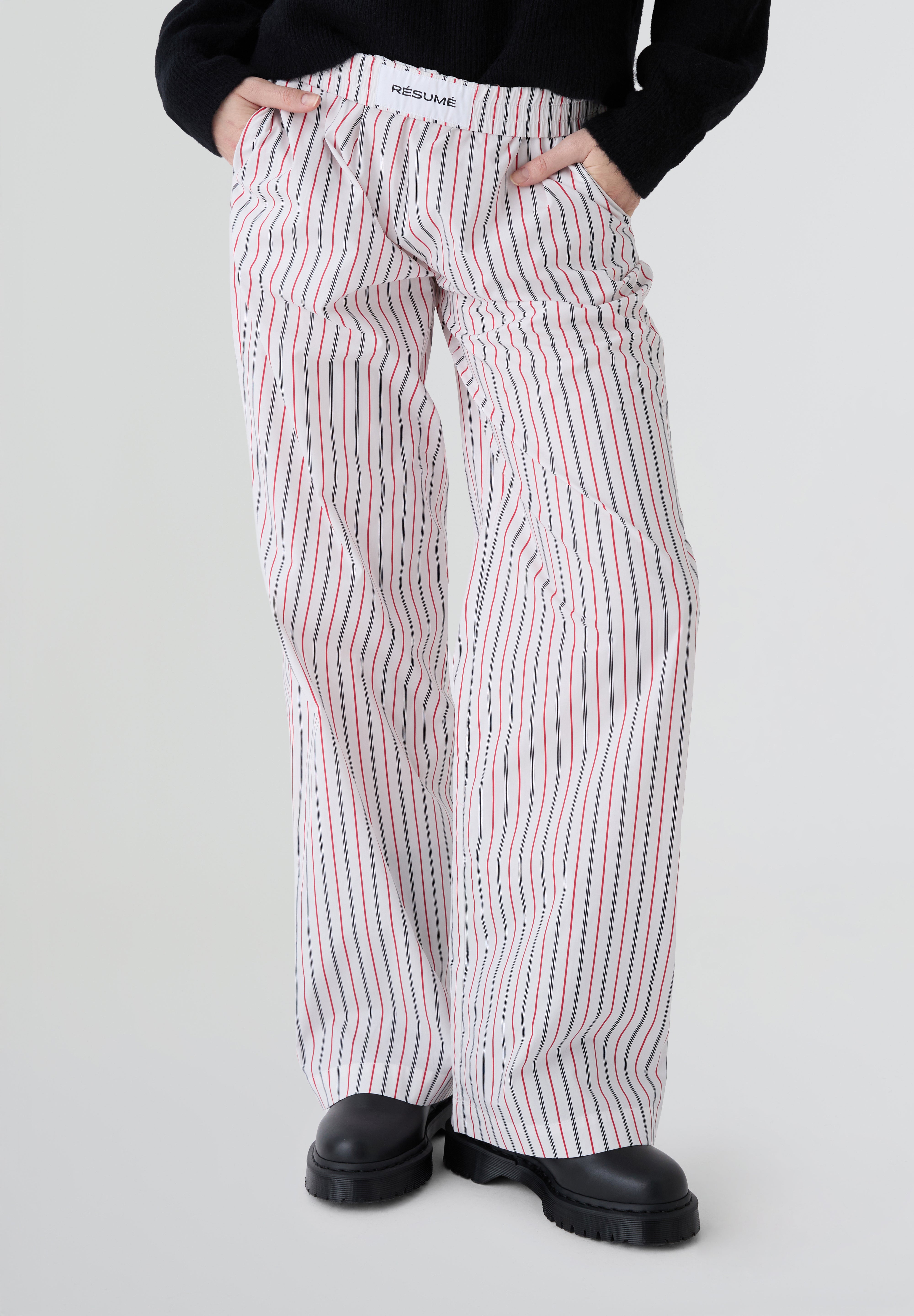 RÉSUMÉ | PANTALÓN HANNYRS