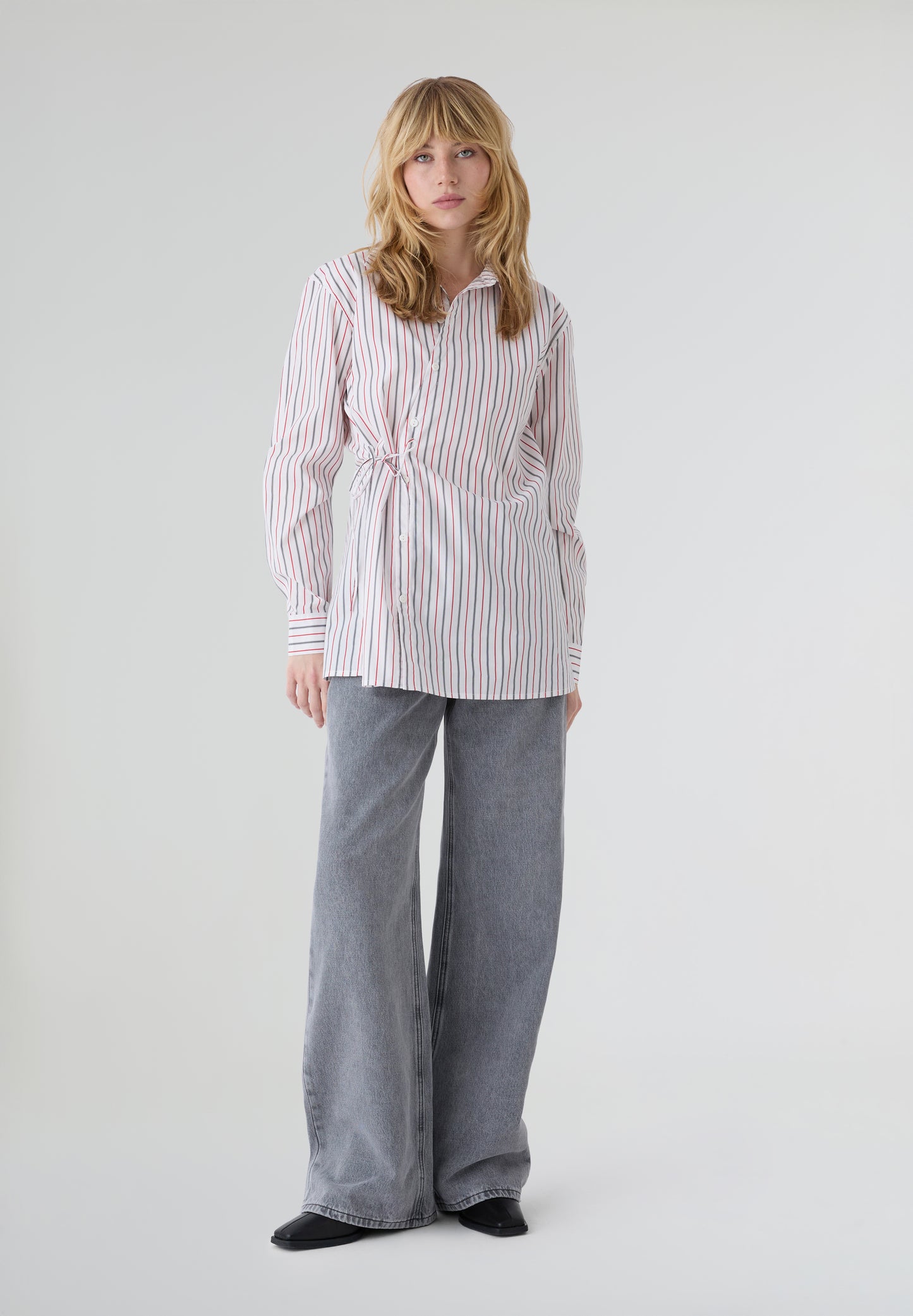 RÉSUMÉ | CAMISA HANNYRS