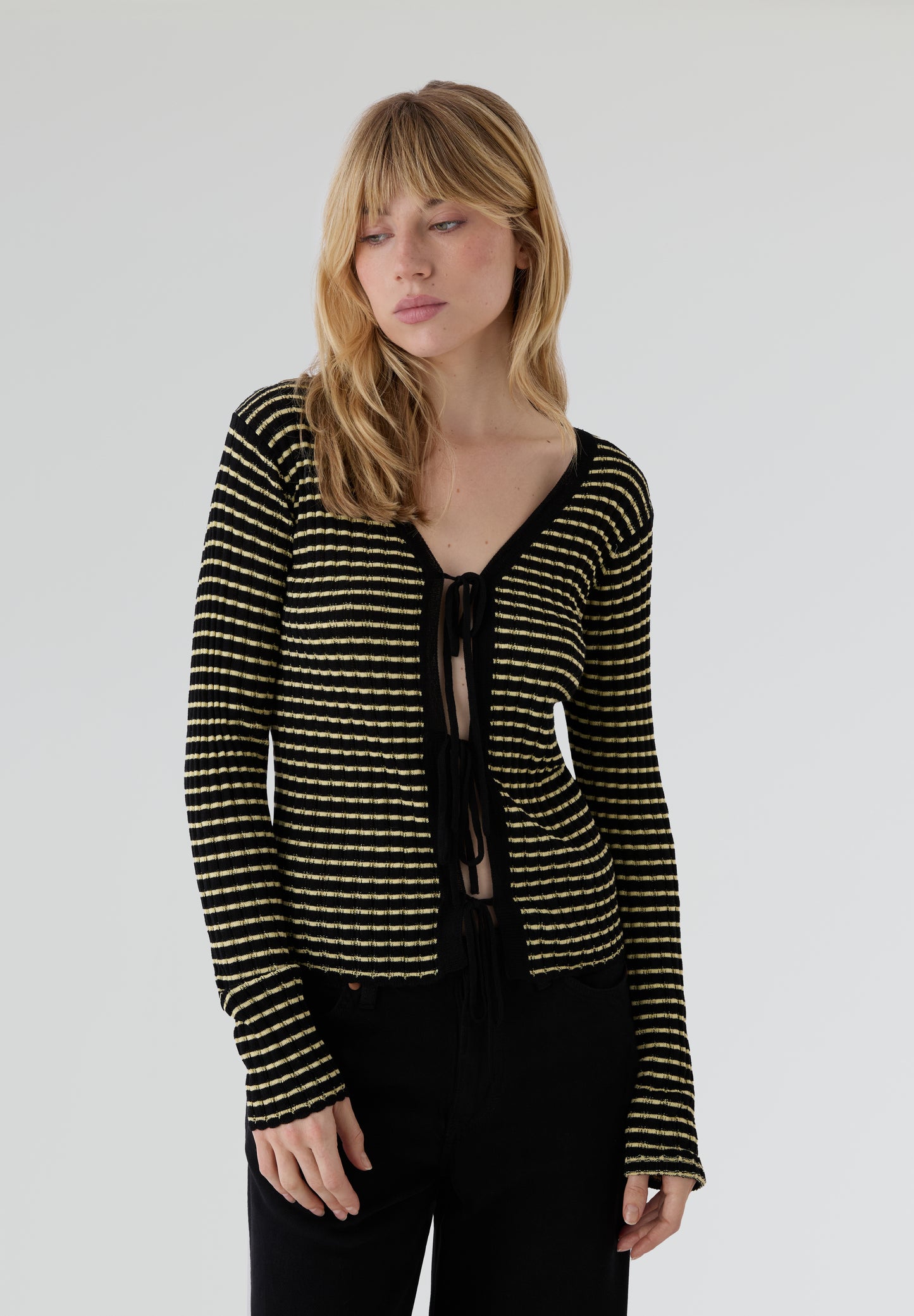 RÉSUMÉ | CÁRDIGAN FINNLEYRS KNIT