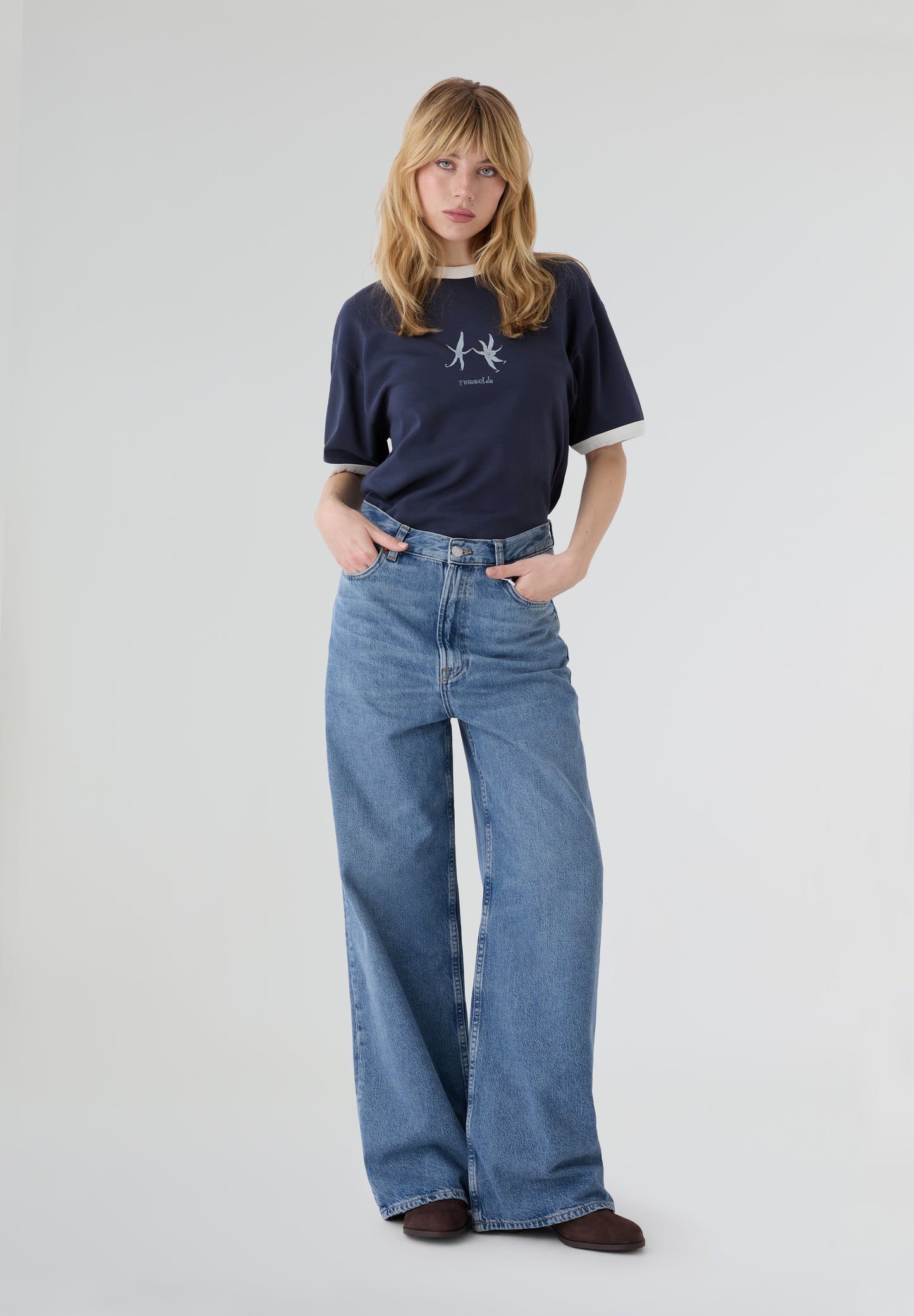 ROMUALDA | CAMISETA LUNA UNISEX