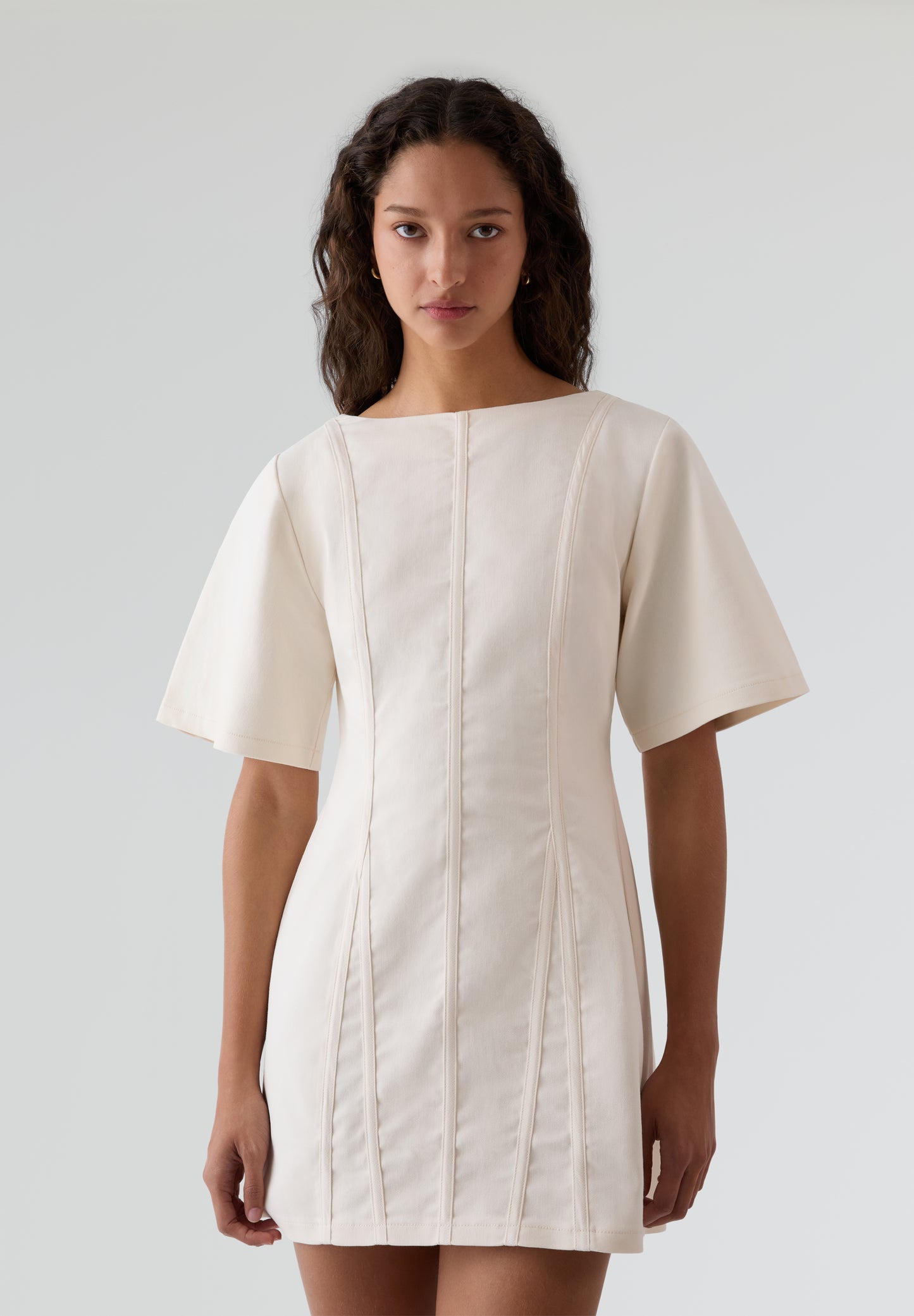 LAAGAM | VESTIDO CORTO ROSETTE