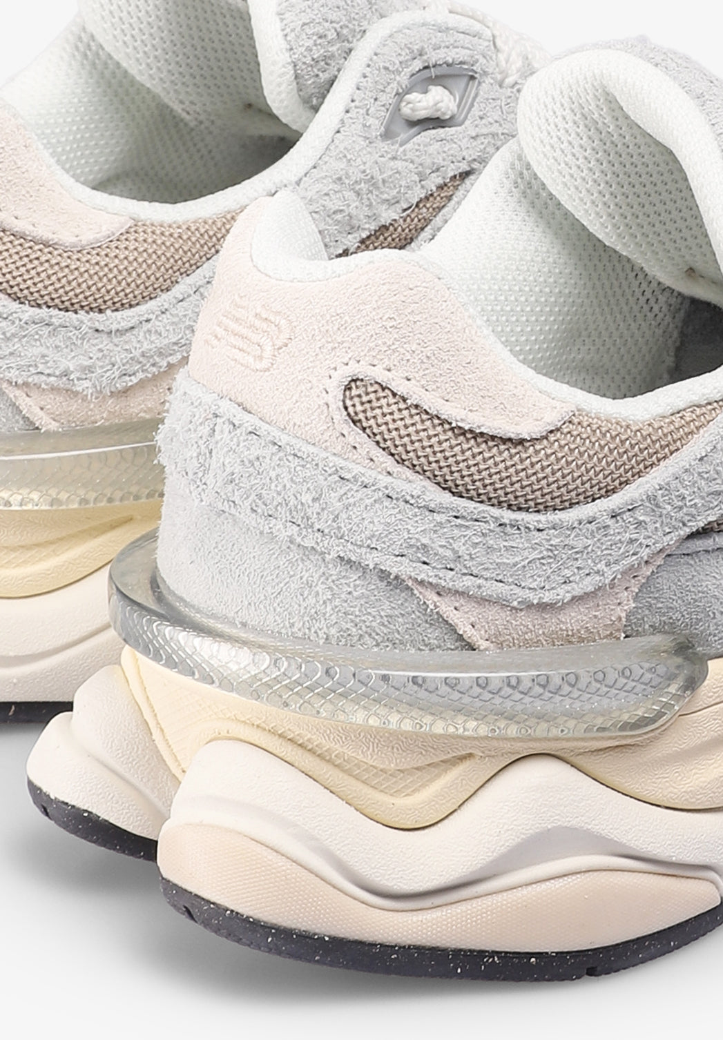 NEW BALANCE | SNEAKERS 9060 MUJER