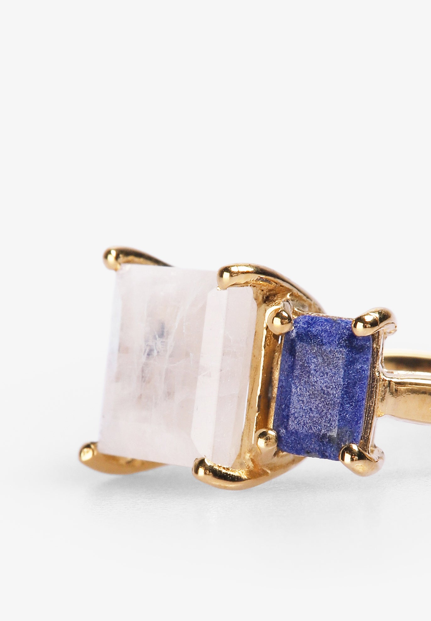 SPECCIALE | ANILLO ANTONELLA