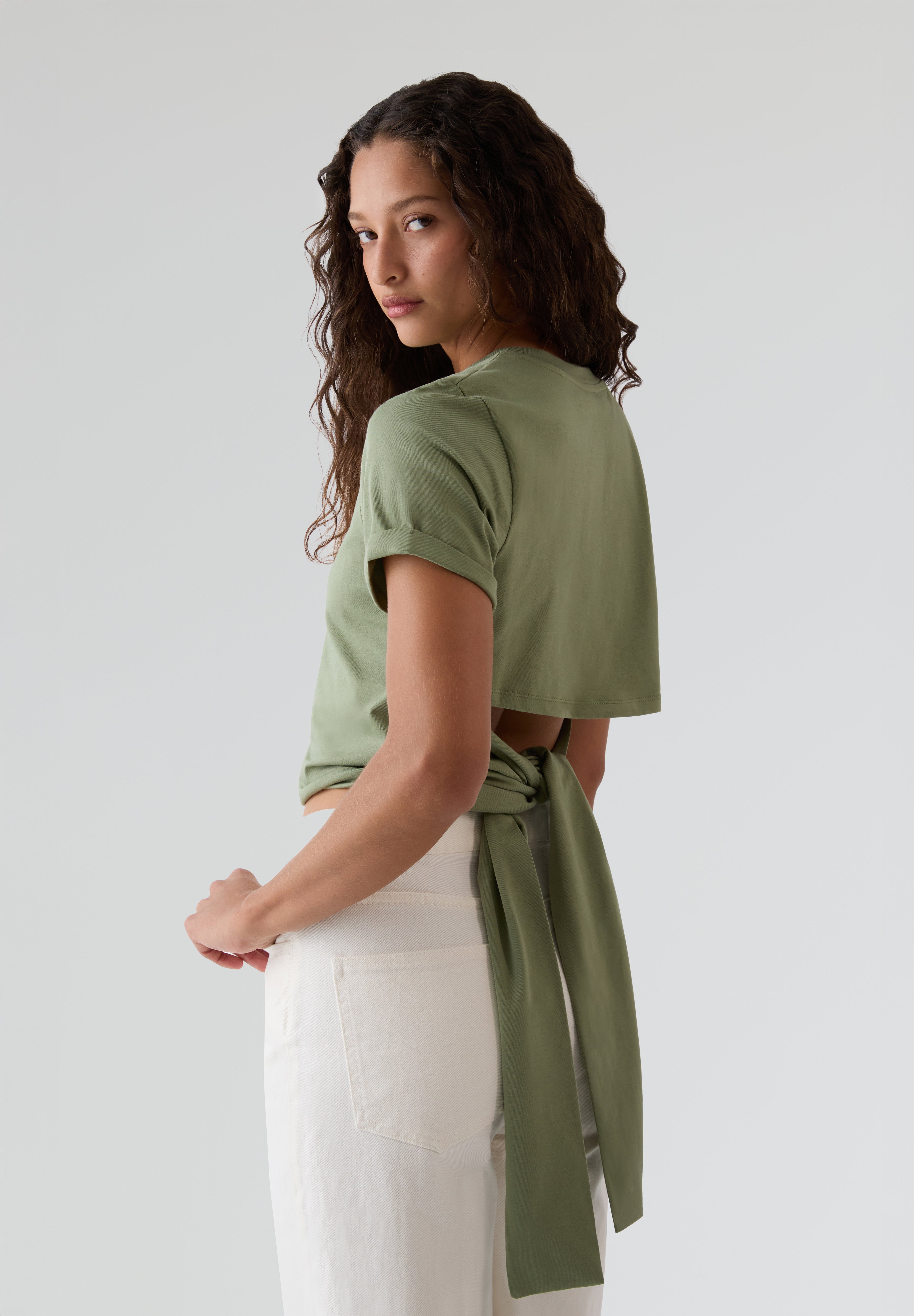 BASH | CAMISETA BLANCA