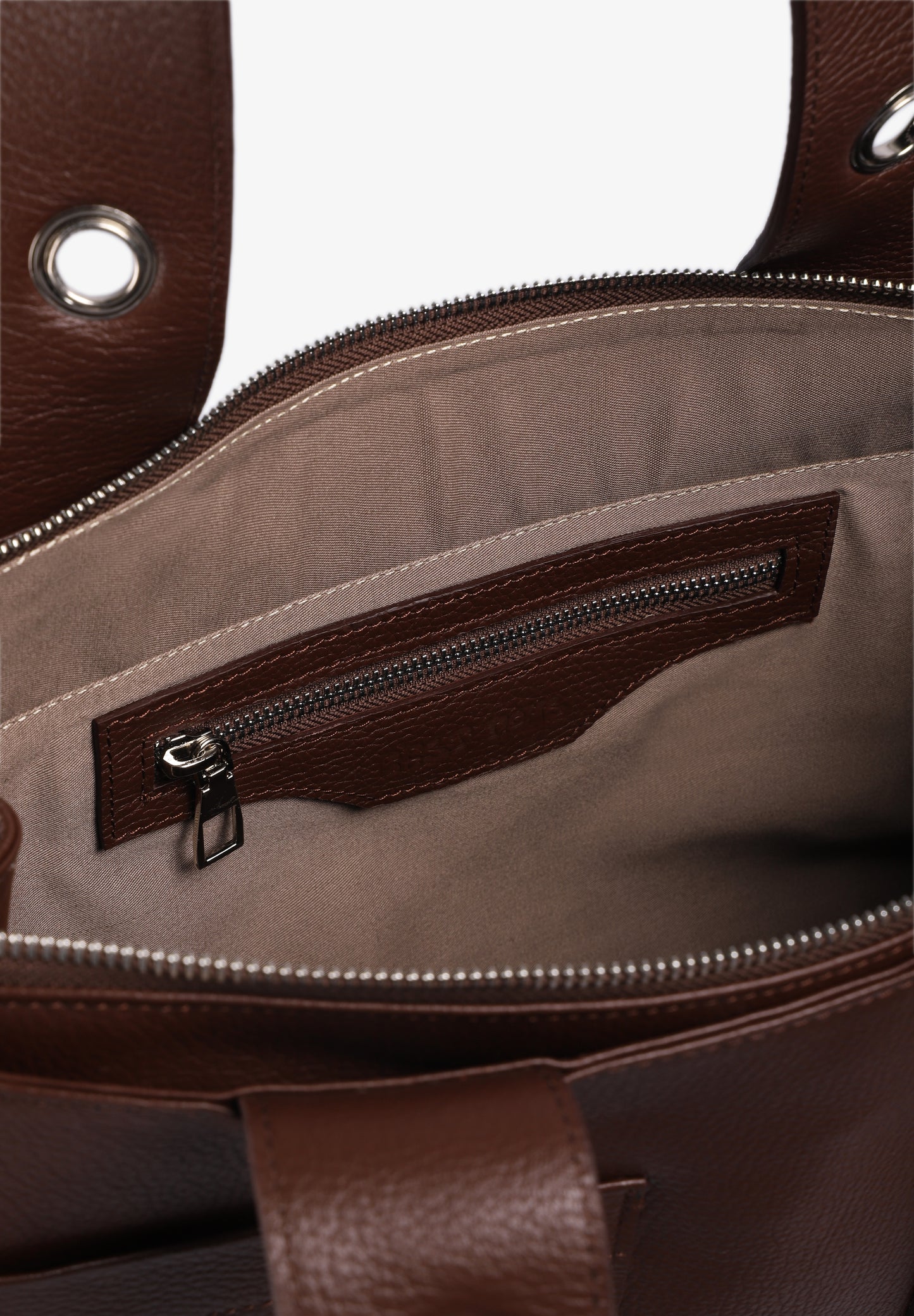 C'EST NOUS | BOLSO MUSE IN GRAINED LEATHER