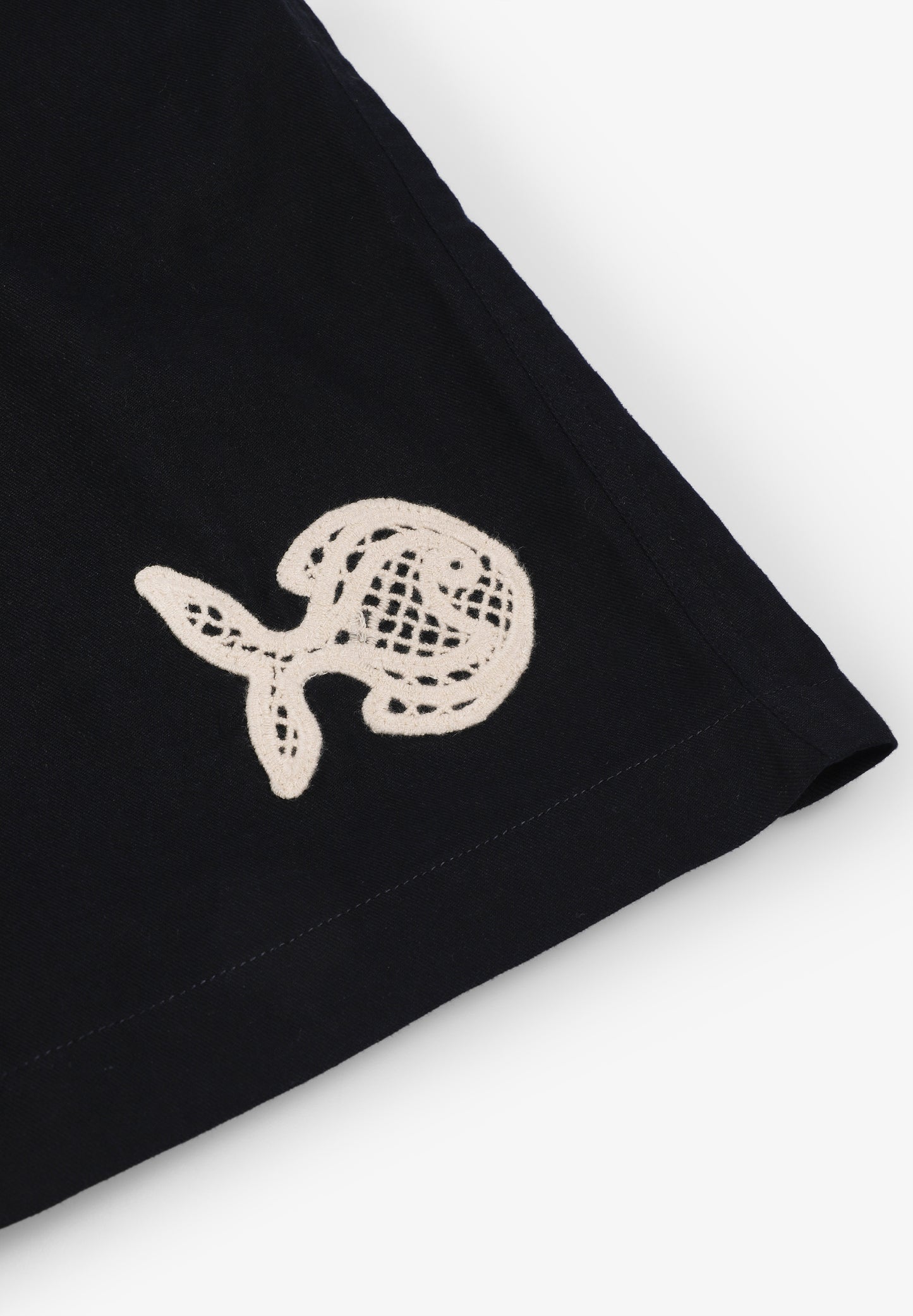 THINKING MU | BERMUDAS FISH PATCH GASPER HOMBRE