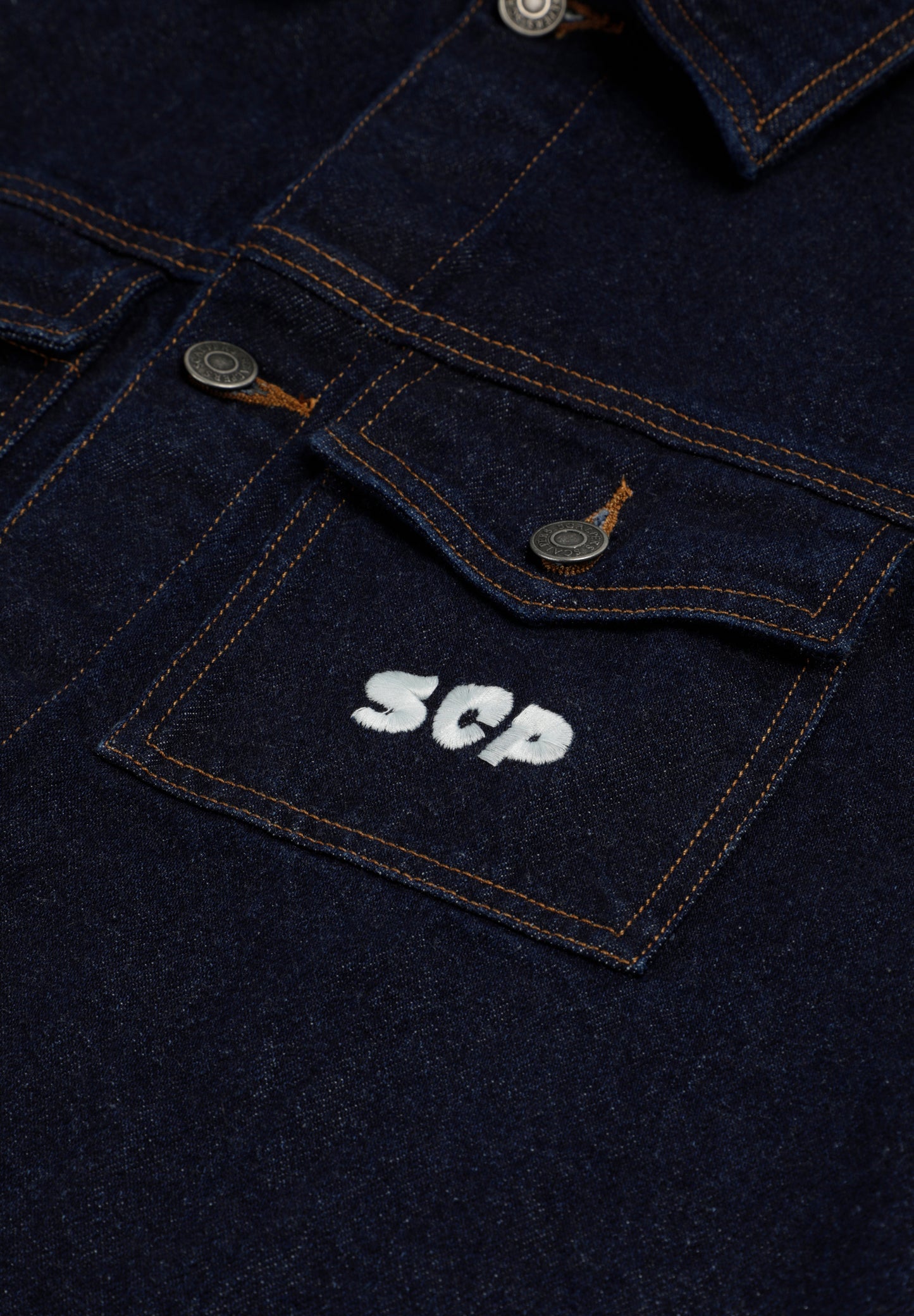 CAZADORA DENIM SCALPERS X SPORTING CP