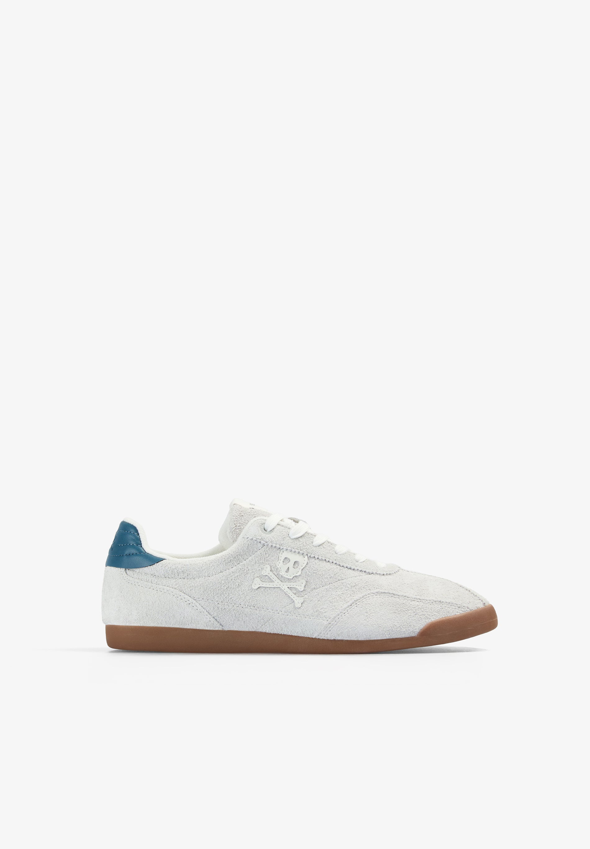 ZAPATILLA RETRO CALAVERA