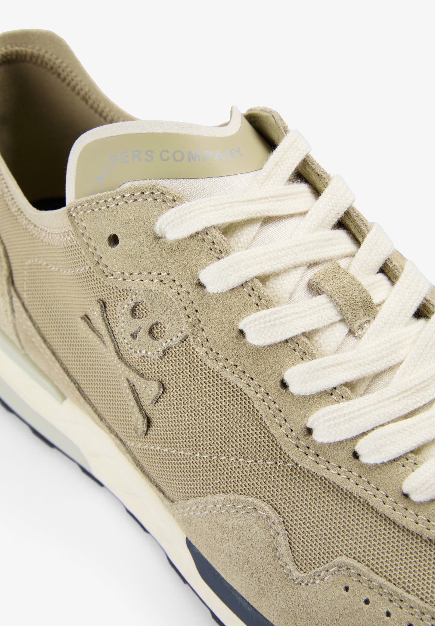 SNEAKERS PIEL CALAVERA