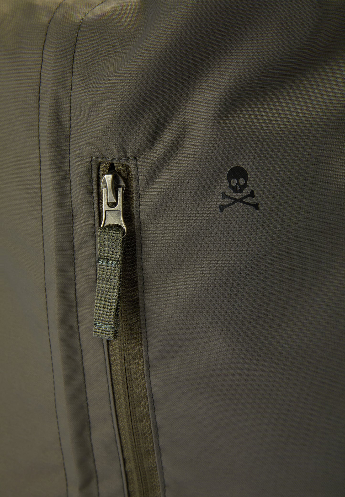 MOCHILA CIERRE ENROLLABLE