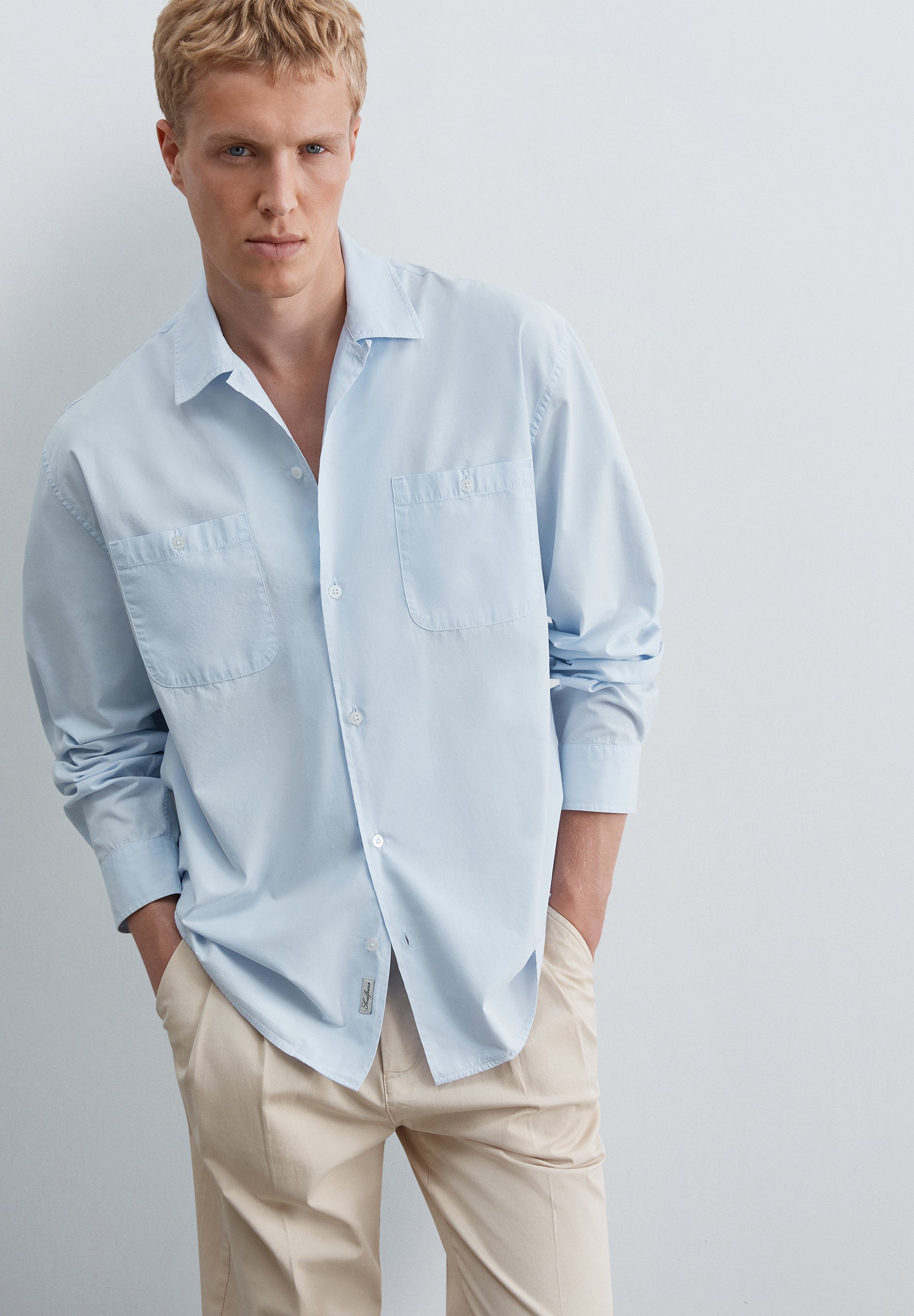 CAMISA BOLSILLOS ABOTONADOS