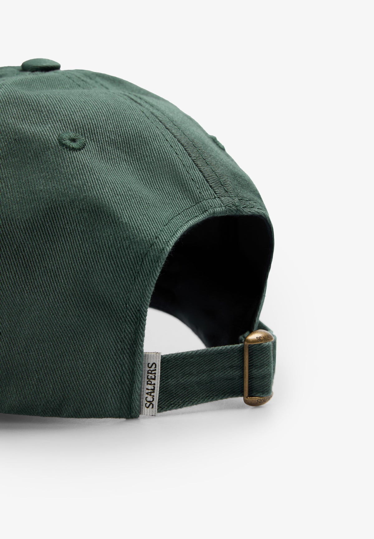 GORRA CALAVERA BORDADA