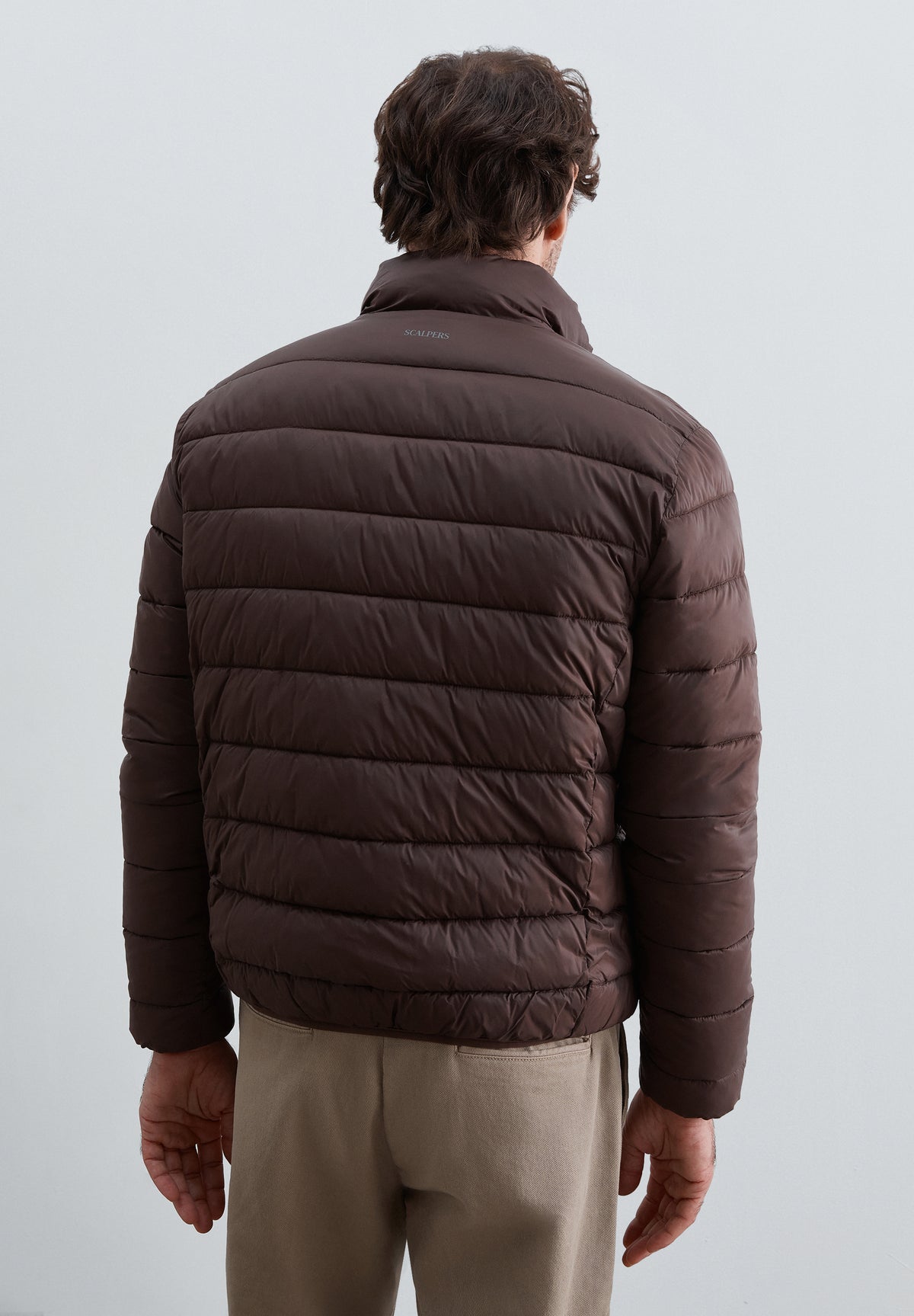 CHAQUETA ACOLCHADA LIGERA