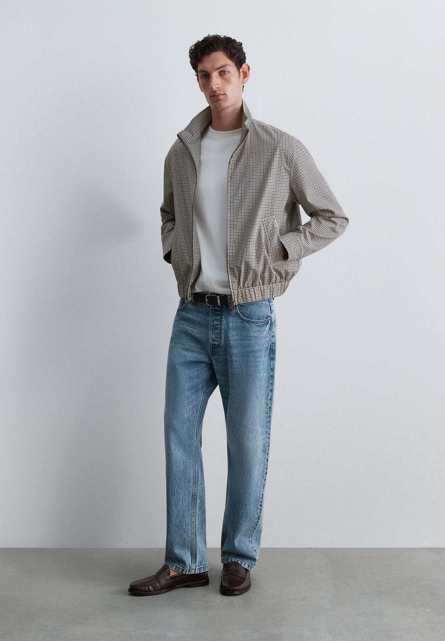 CHAQUETA BOMBER ESTAMPADO MICROCUADRO