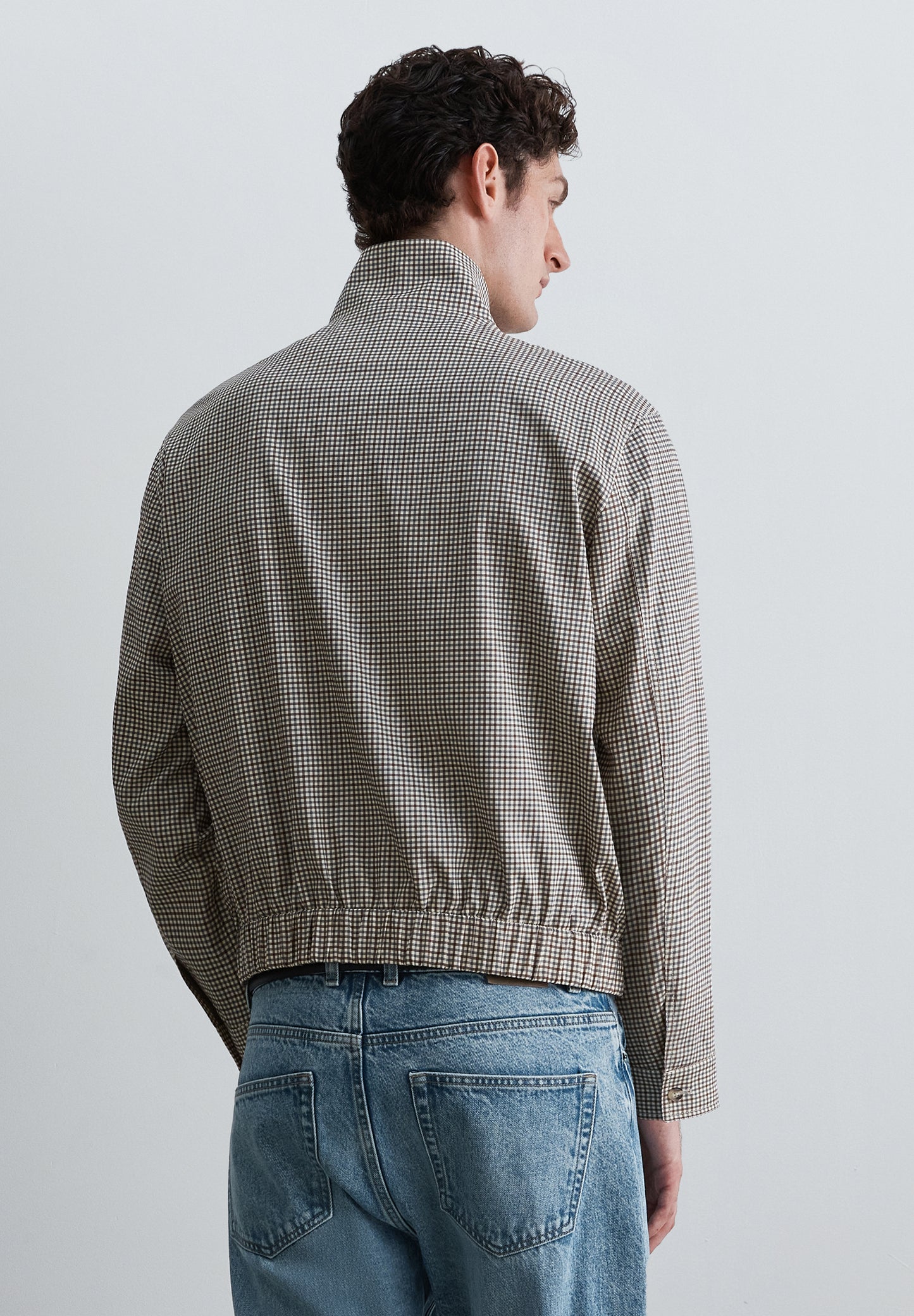 CHAQUETA BOMBER ESTAMPADO MICROCUADRO