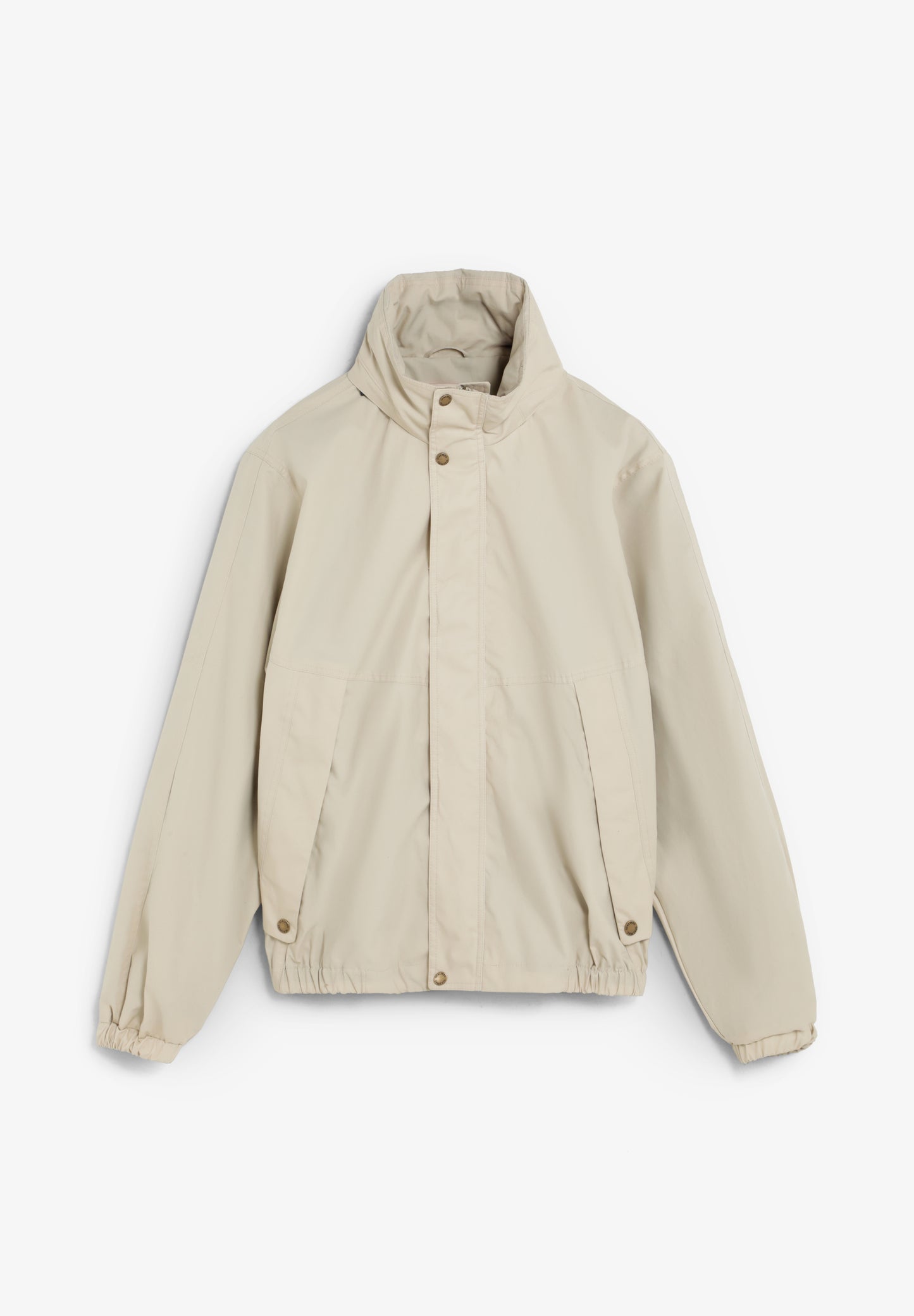 CHAQUETA TÉCNICA CON CAPUCHA OCULTA