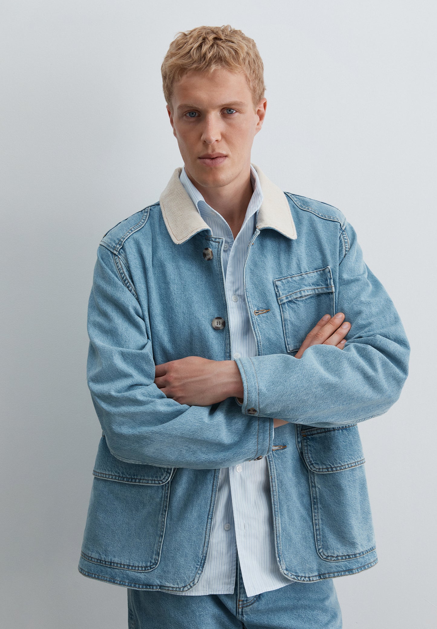 CHAQUETA DENIM MULTIBOLSILLOS