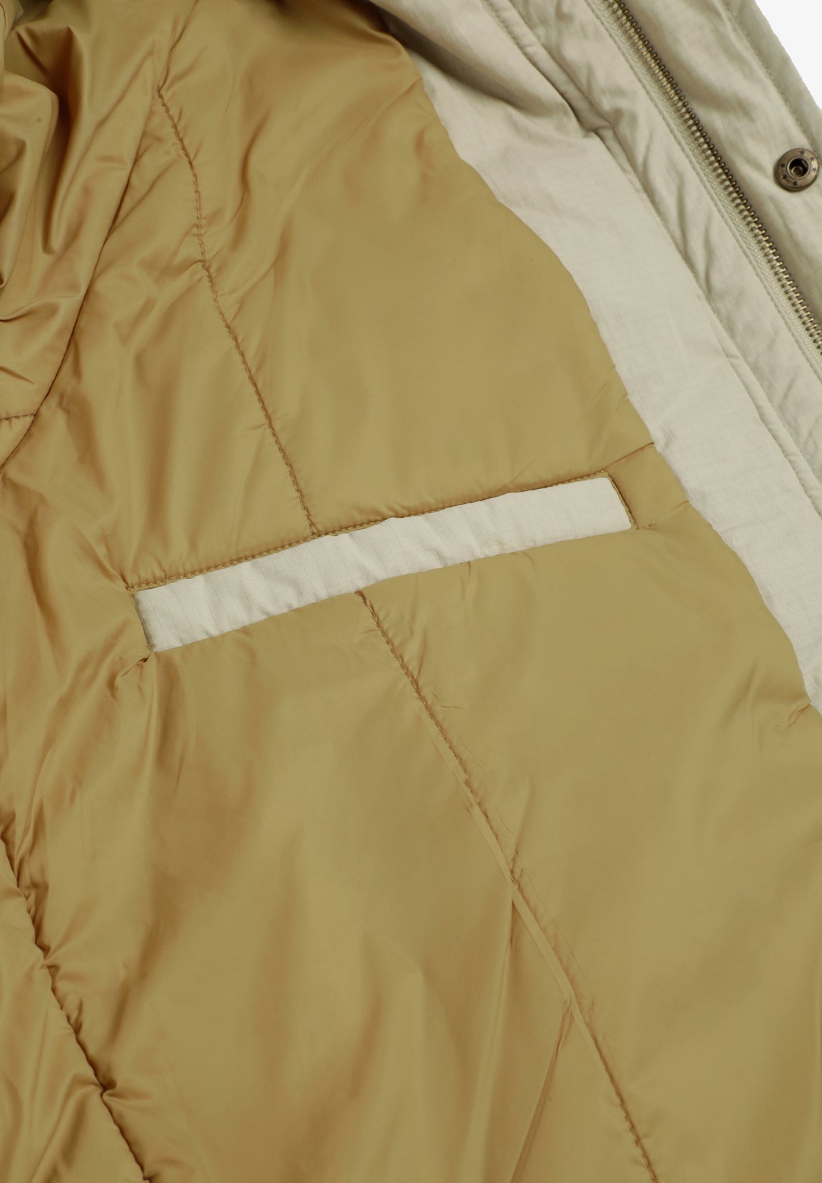 CHAQUETA CUELLO CONTRASTE
