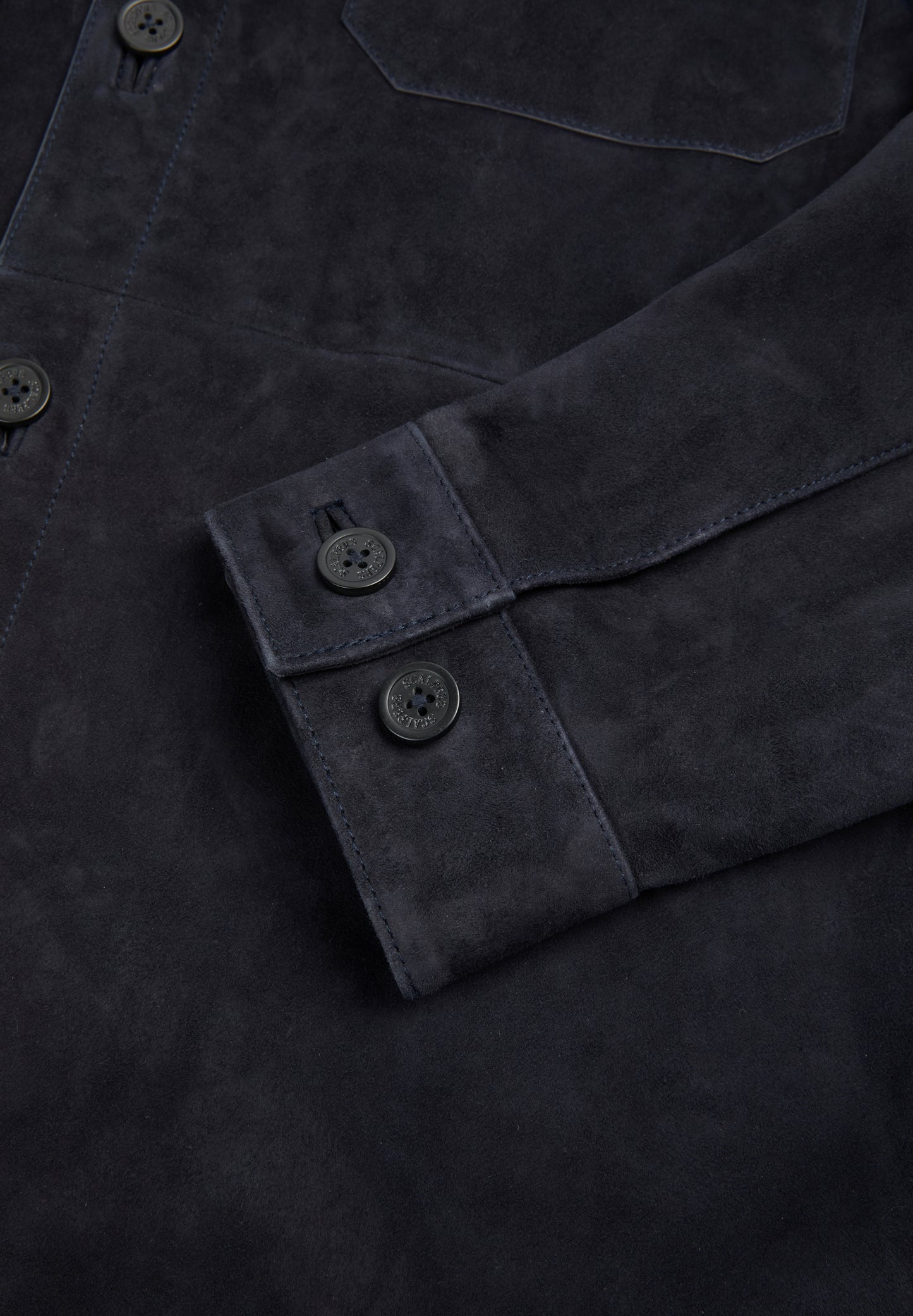 SOBRECAMISA DE ANTE CAPRINO
