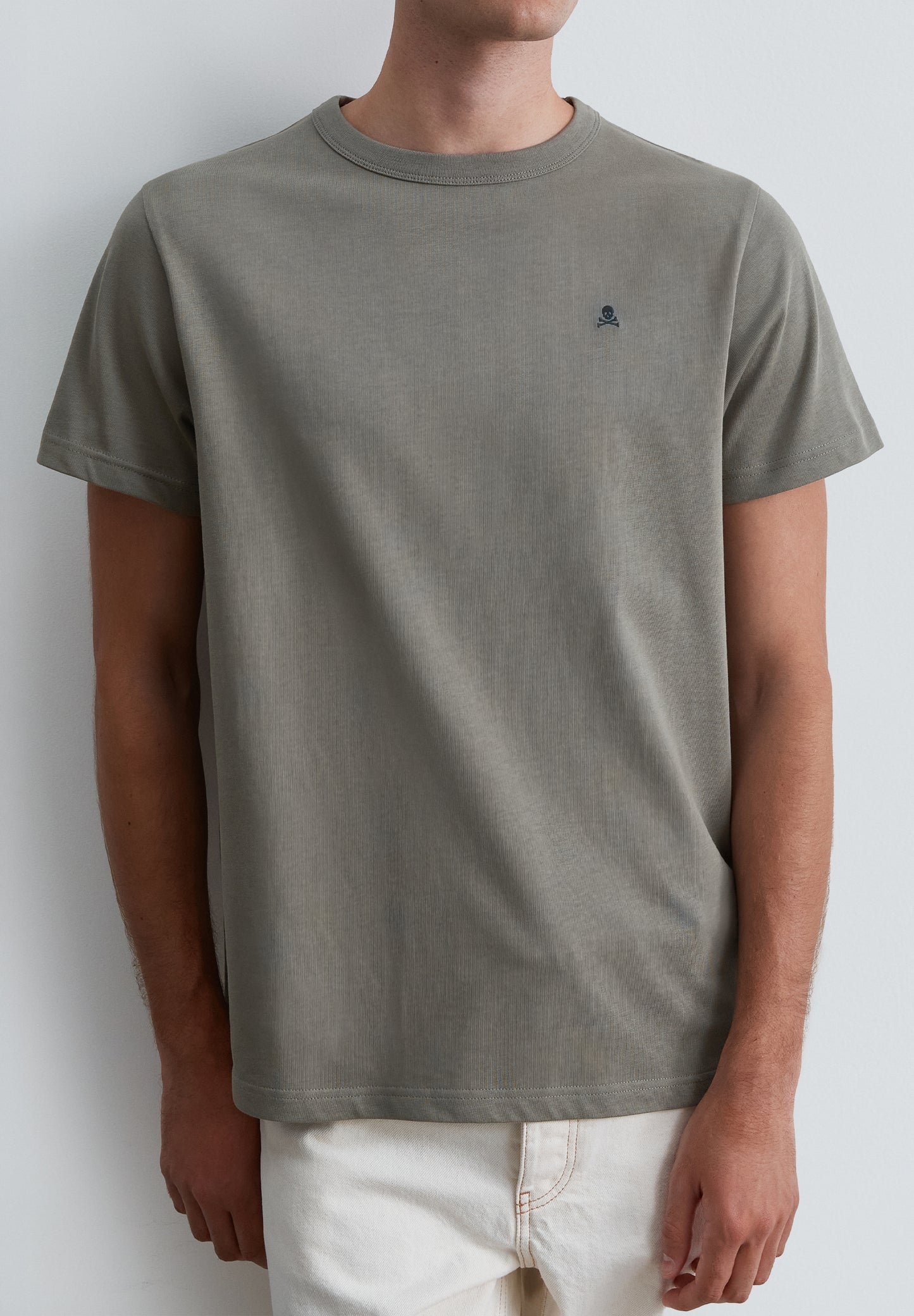 CAMISETA CALAVERA CONTRASTE