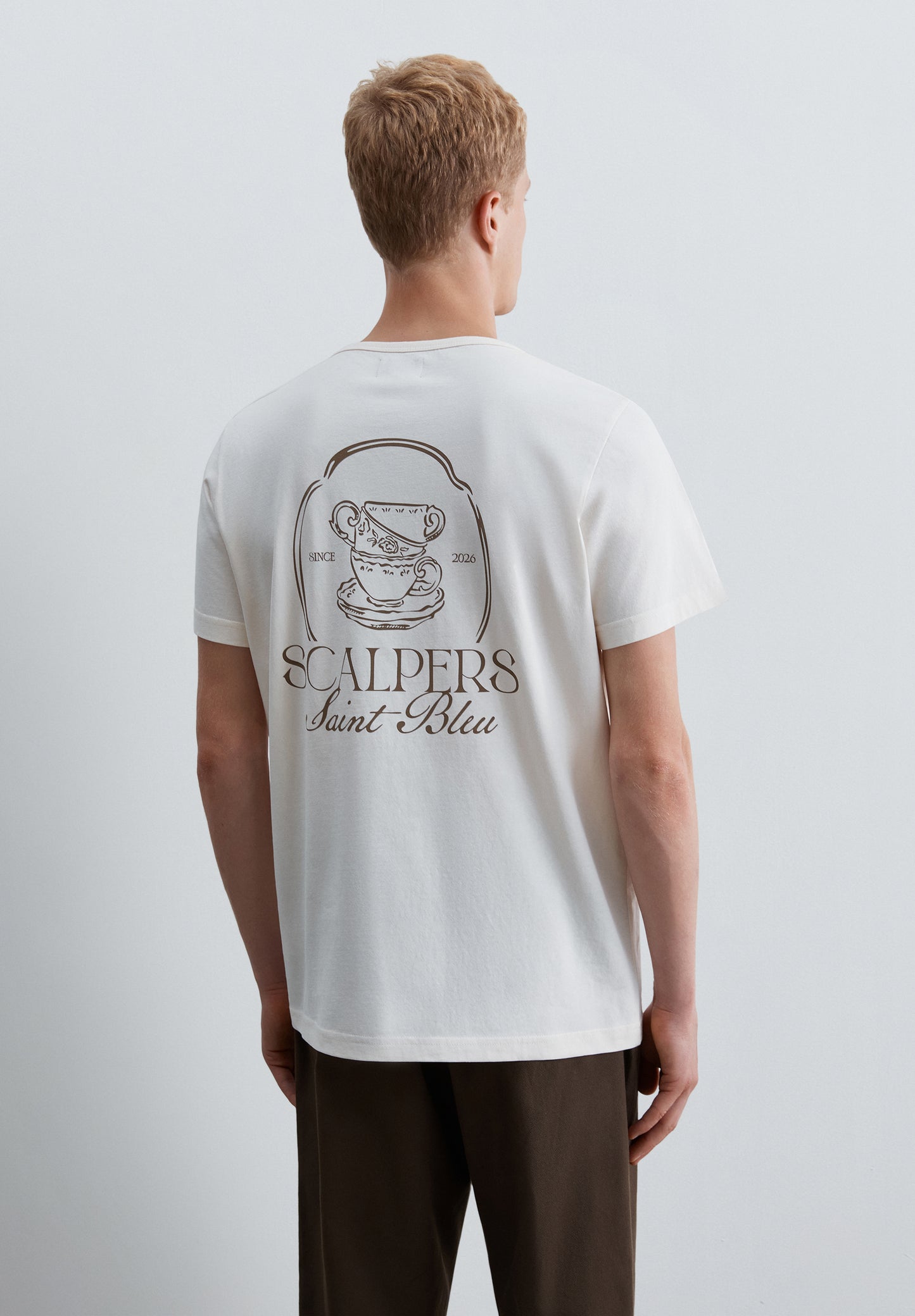 CAMISETA ESTAMPADO CONTRASTE