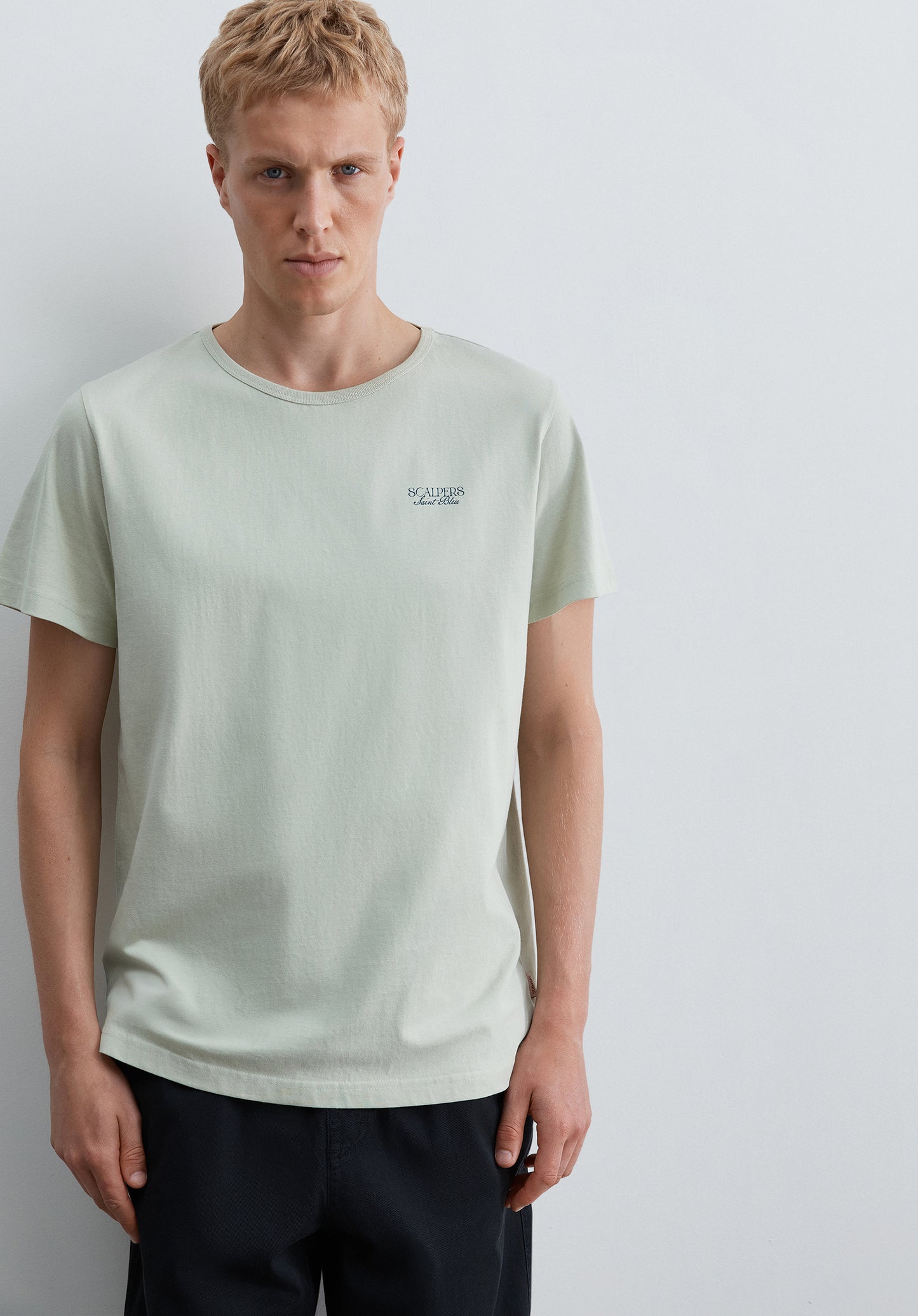 CAMISETA ESTAMPADO CONTRASTE