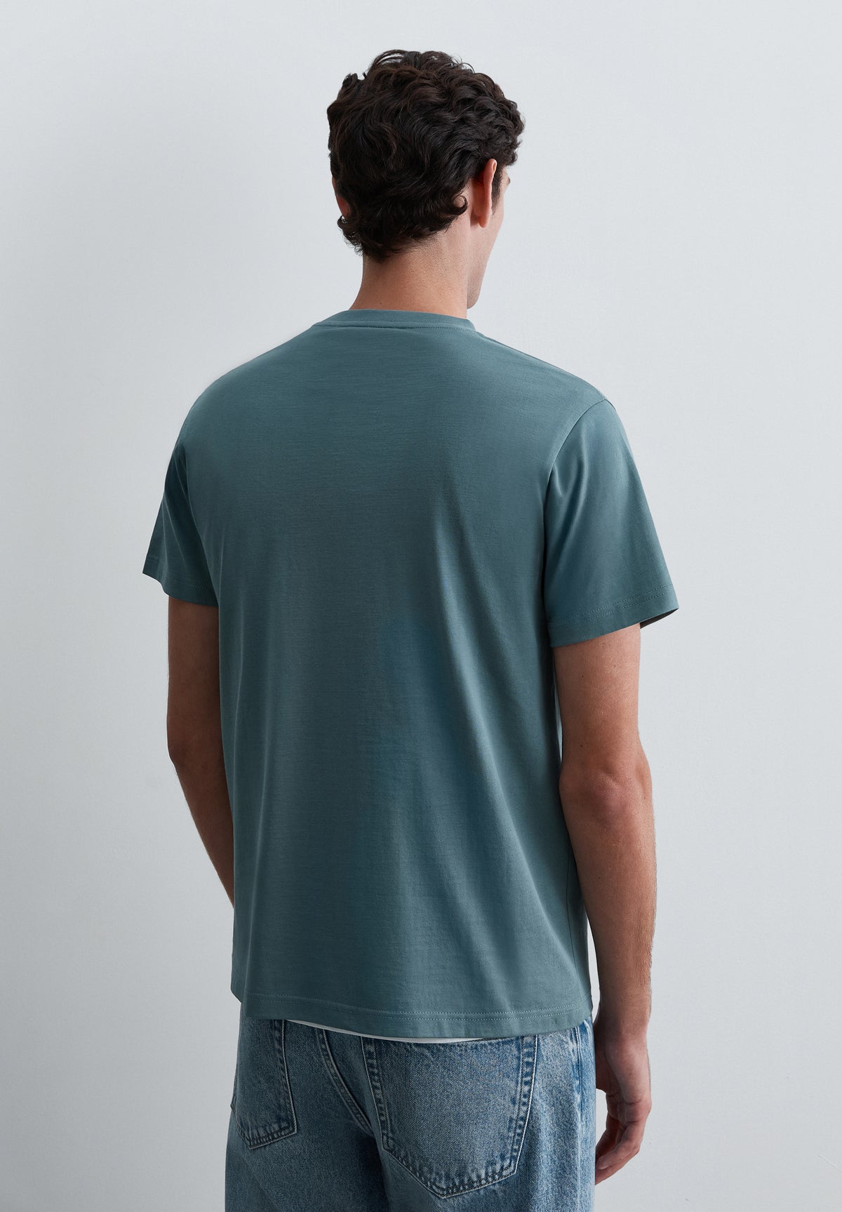 CAMISETA REGULAR FIT BORDADO