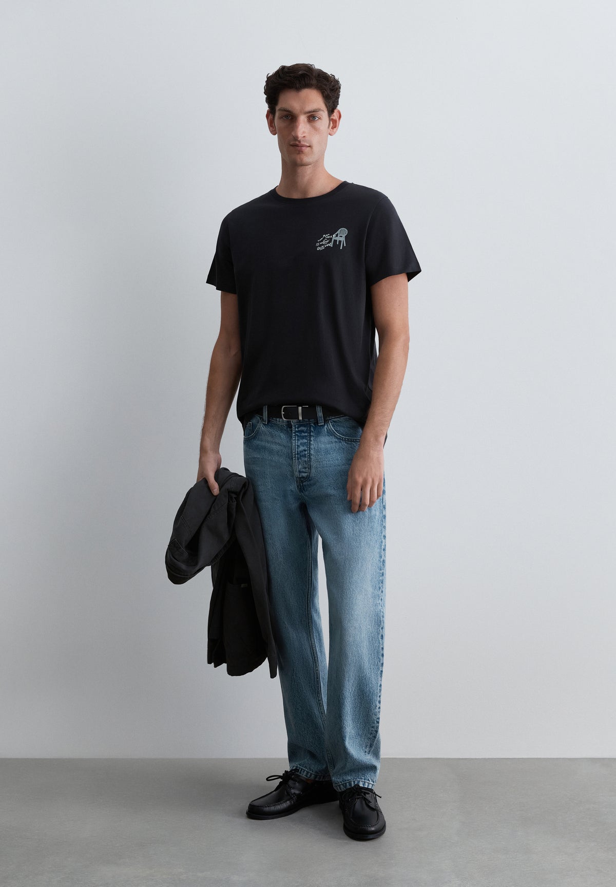 CAMISETA REGULAR FIT PRINT CONTRASTE
