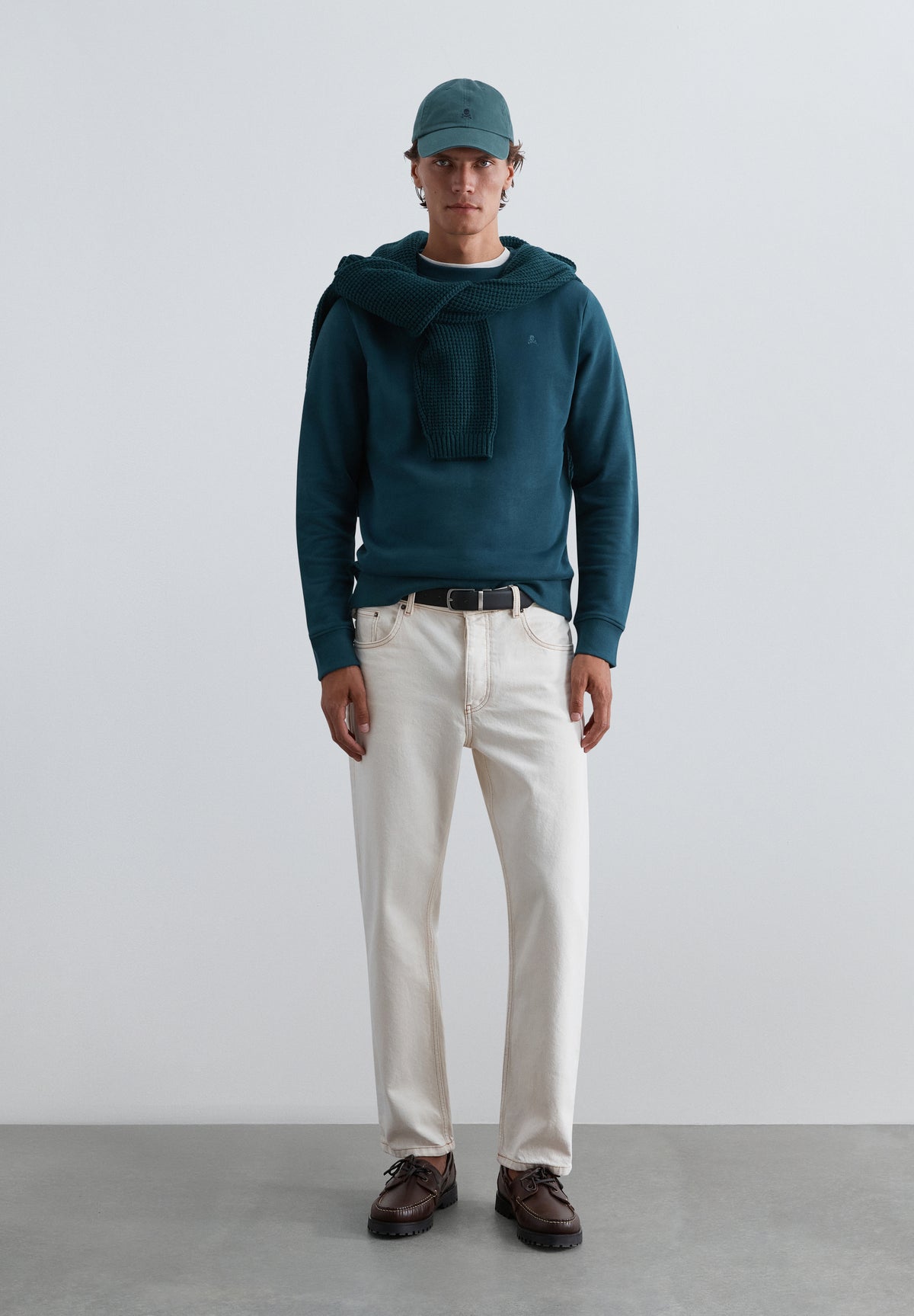 SUDADERA CREWNECK BORDADO TONO